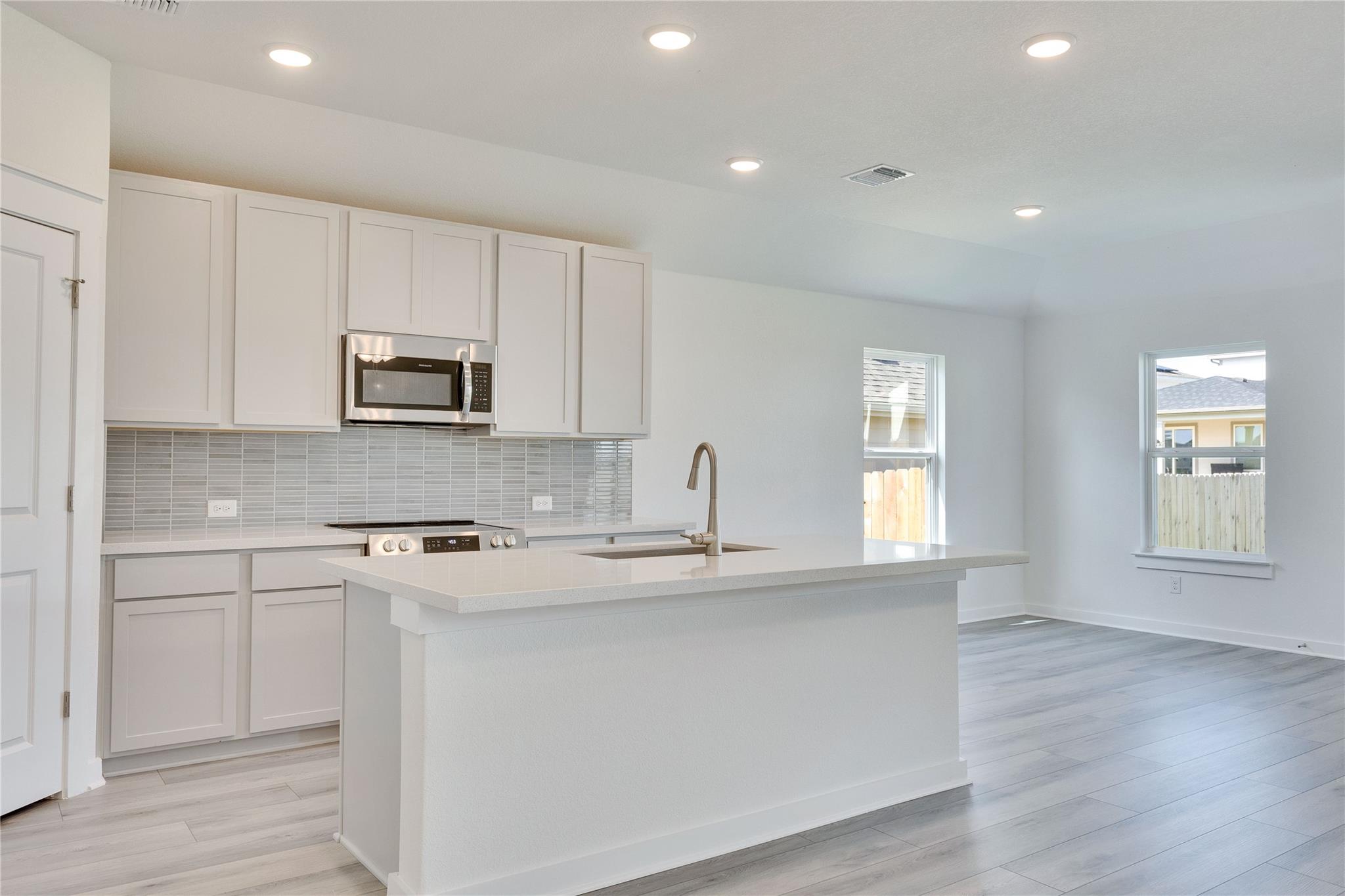 14216 Grassley Trl Property Photo 18