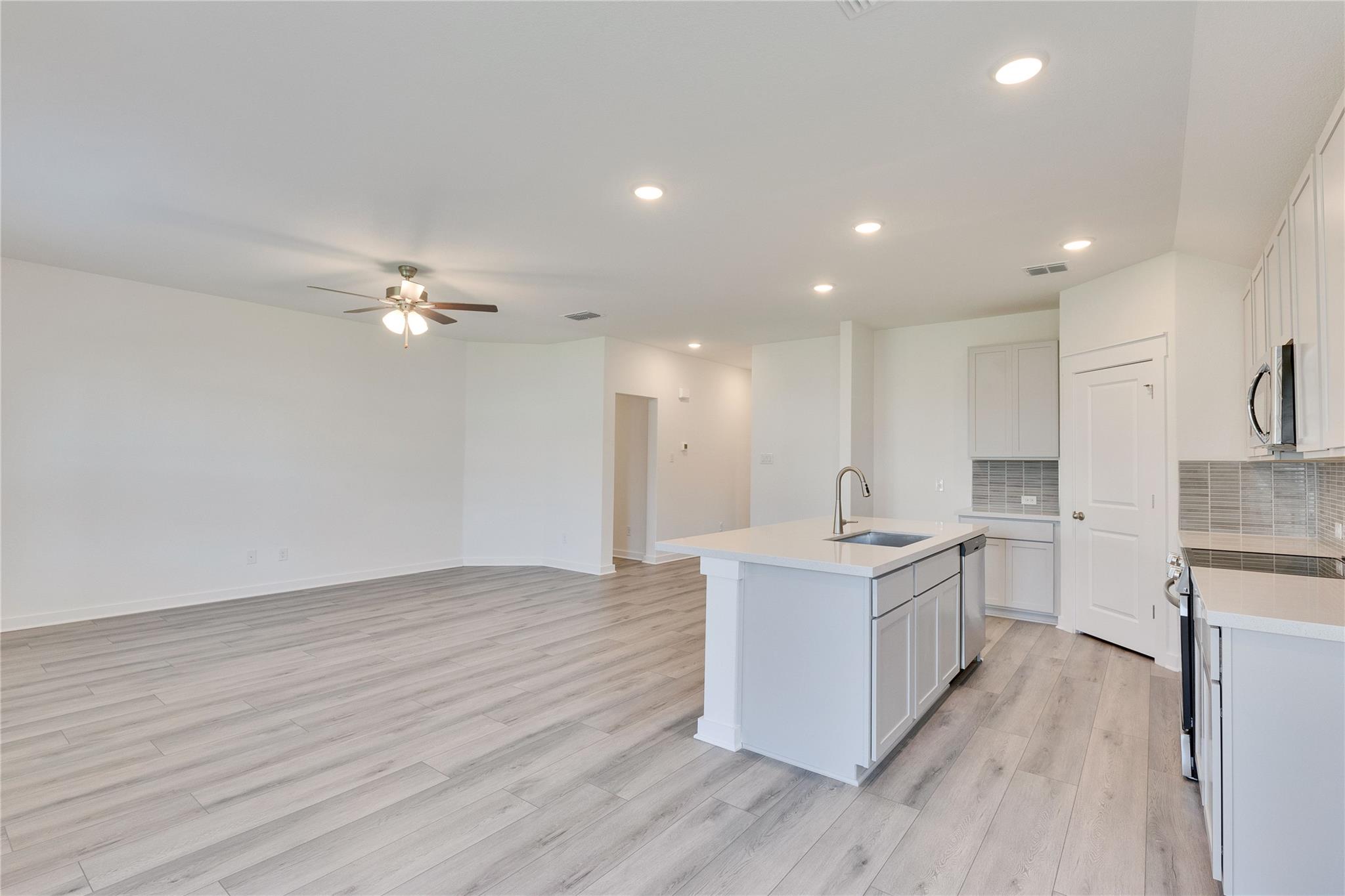 14216 Grassley Trl Property Photo 20