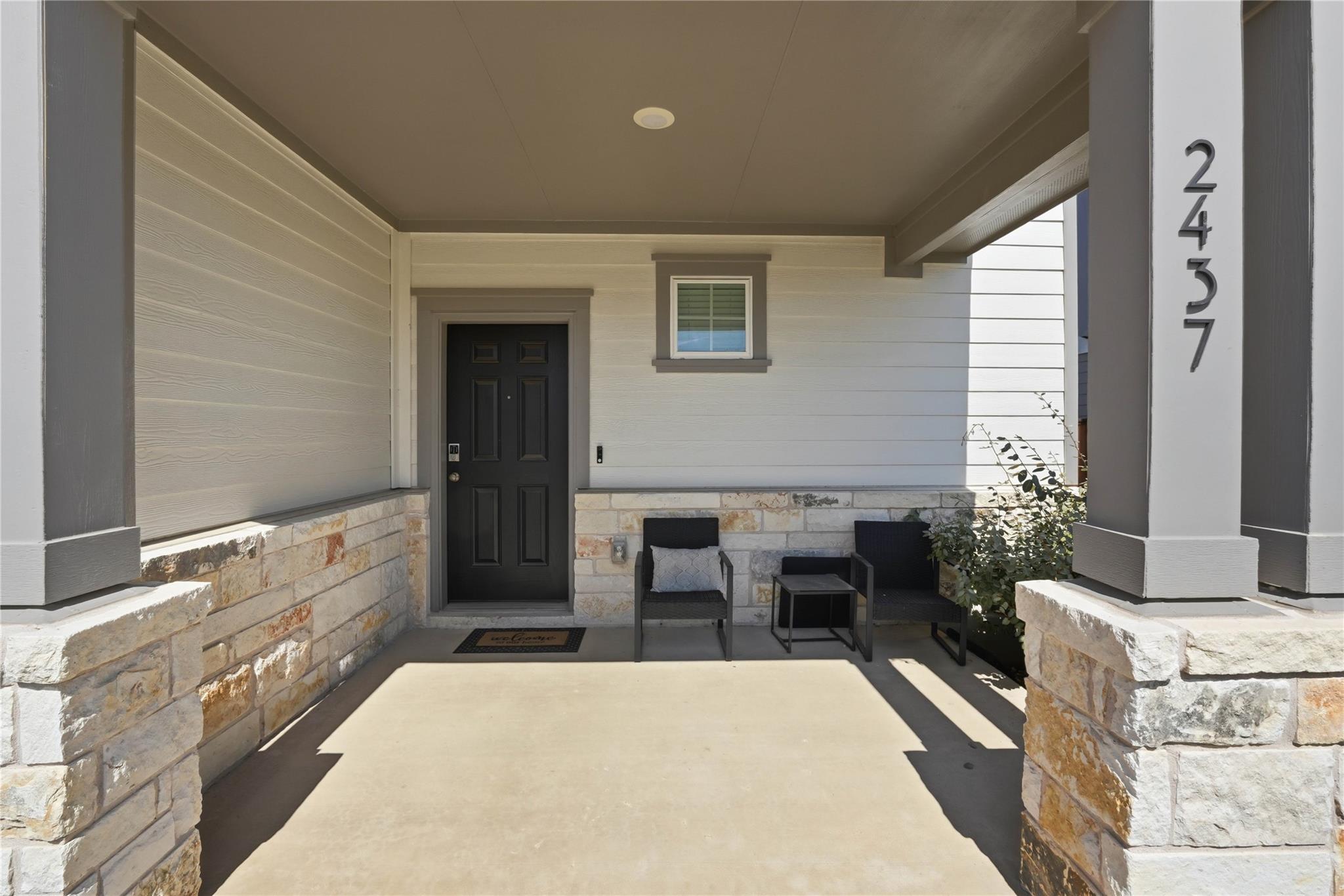 2437 Lucy Axel Ln Property Photo 3