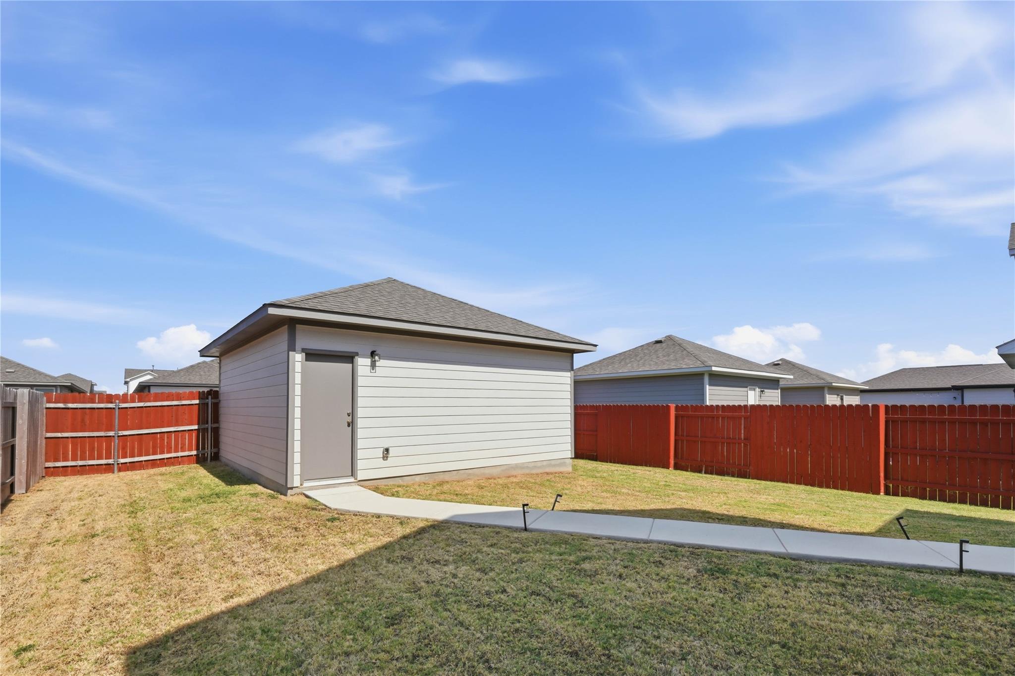 2437 Lucy Axel Ln Property Photo 5