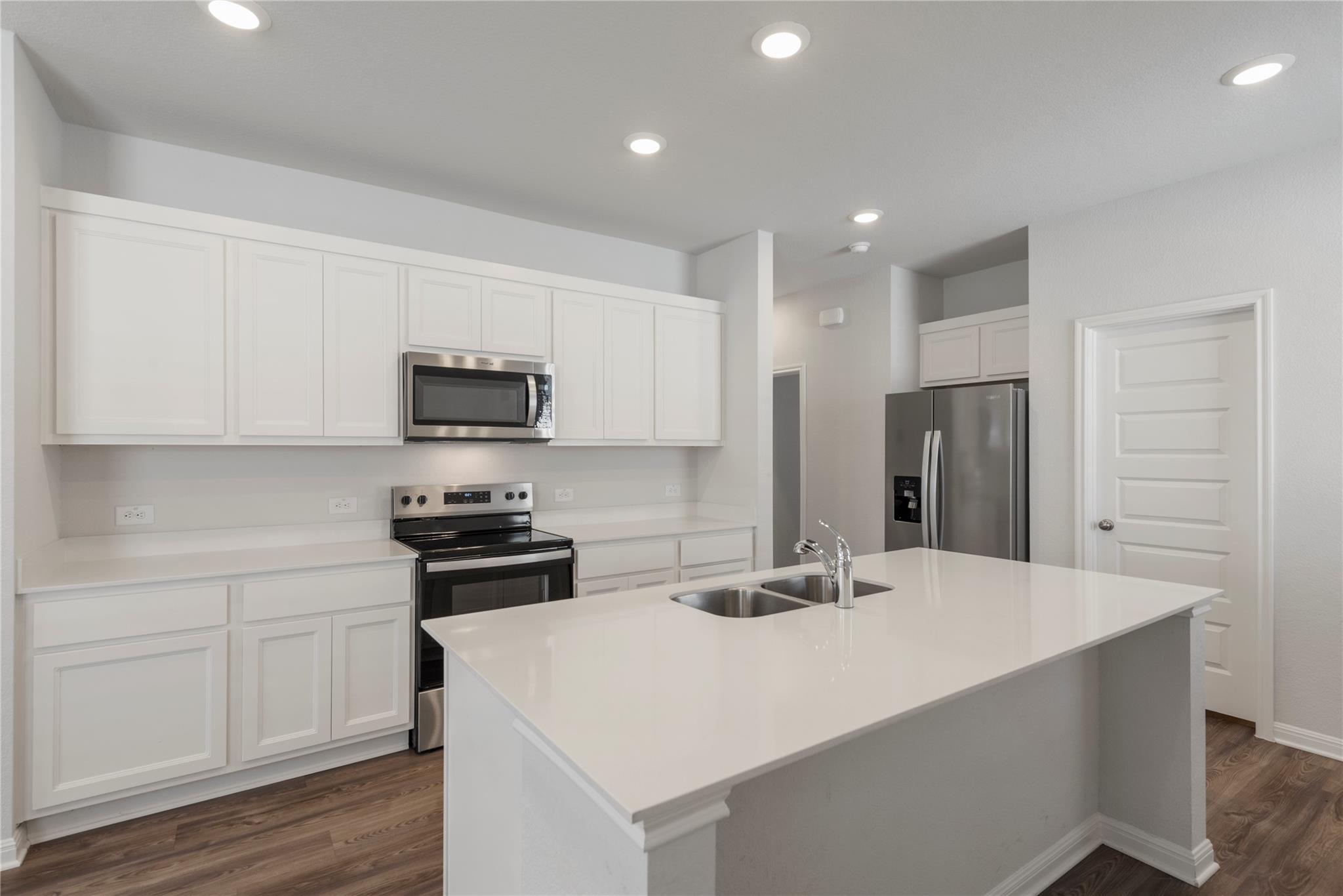1212 Wild Leaf Way Property Photo 4