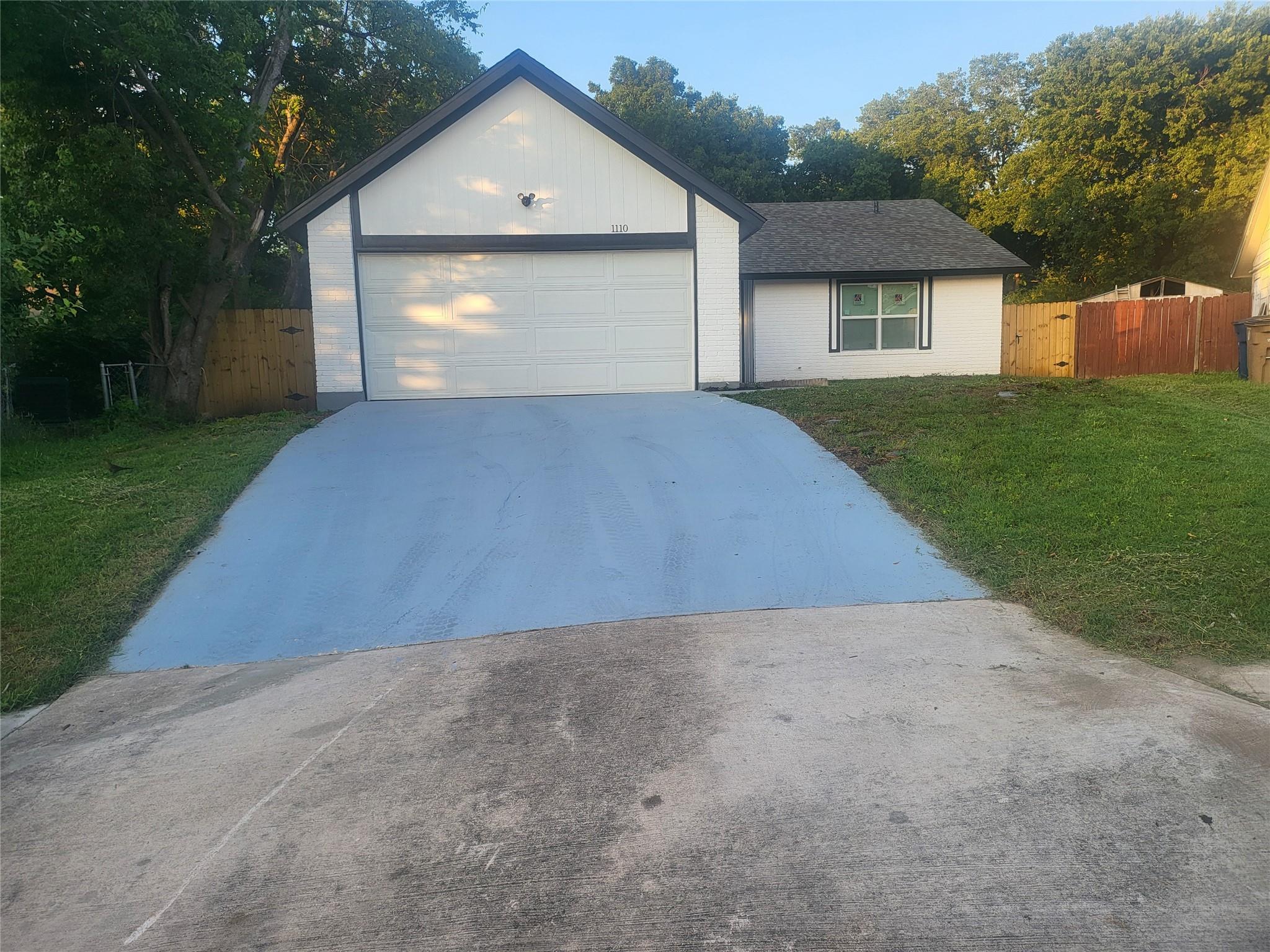 1110 Blue Ridge Dr Property Photo