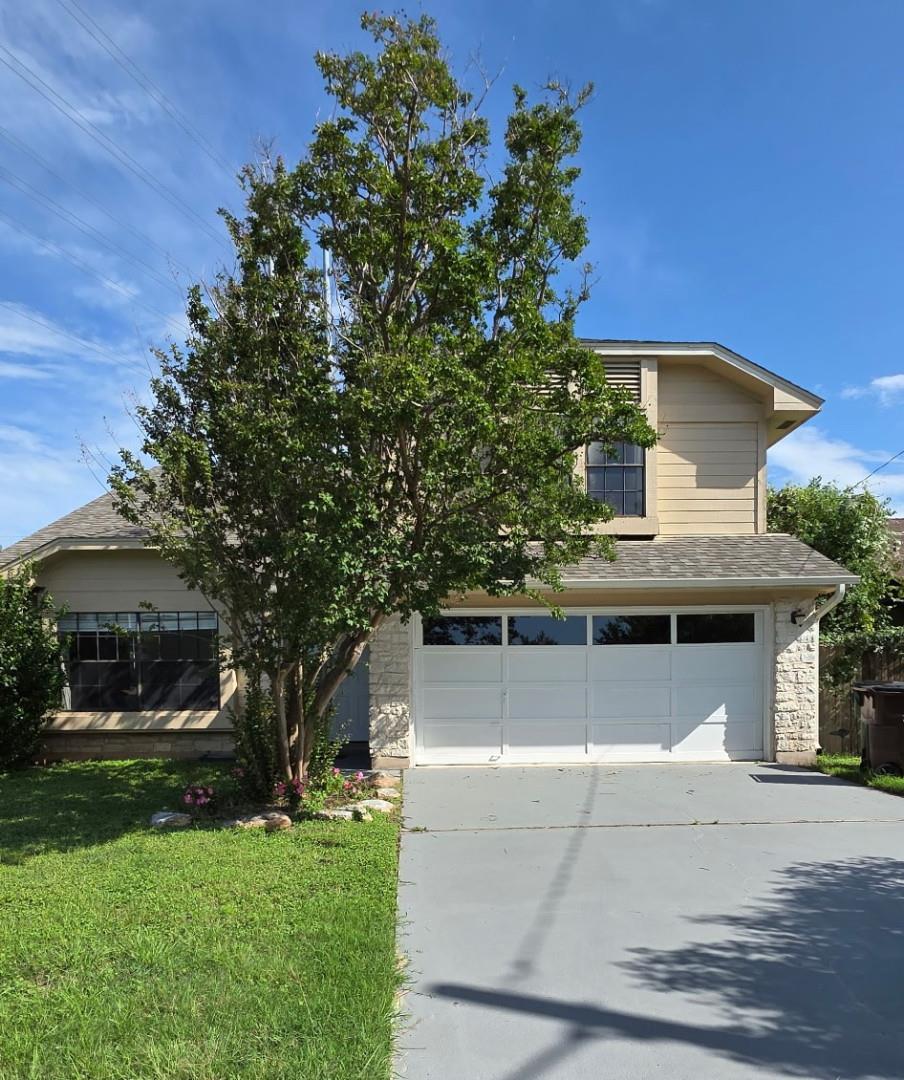 1701 Hunters Trl Property Photo 1