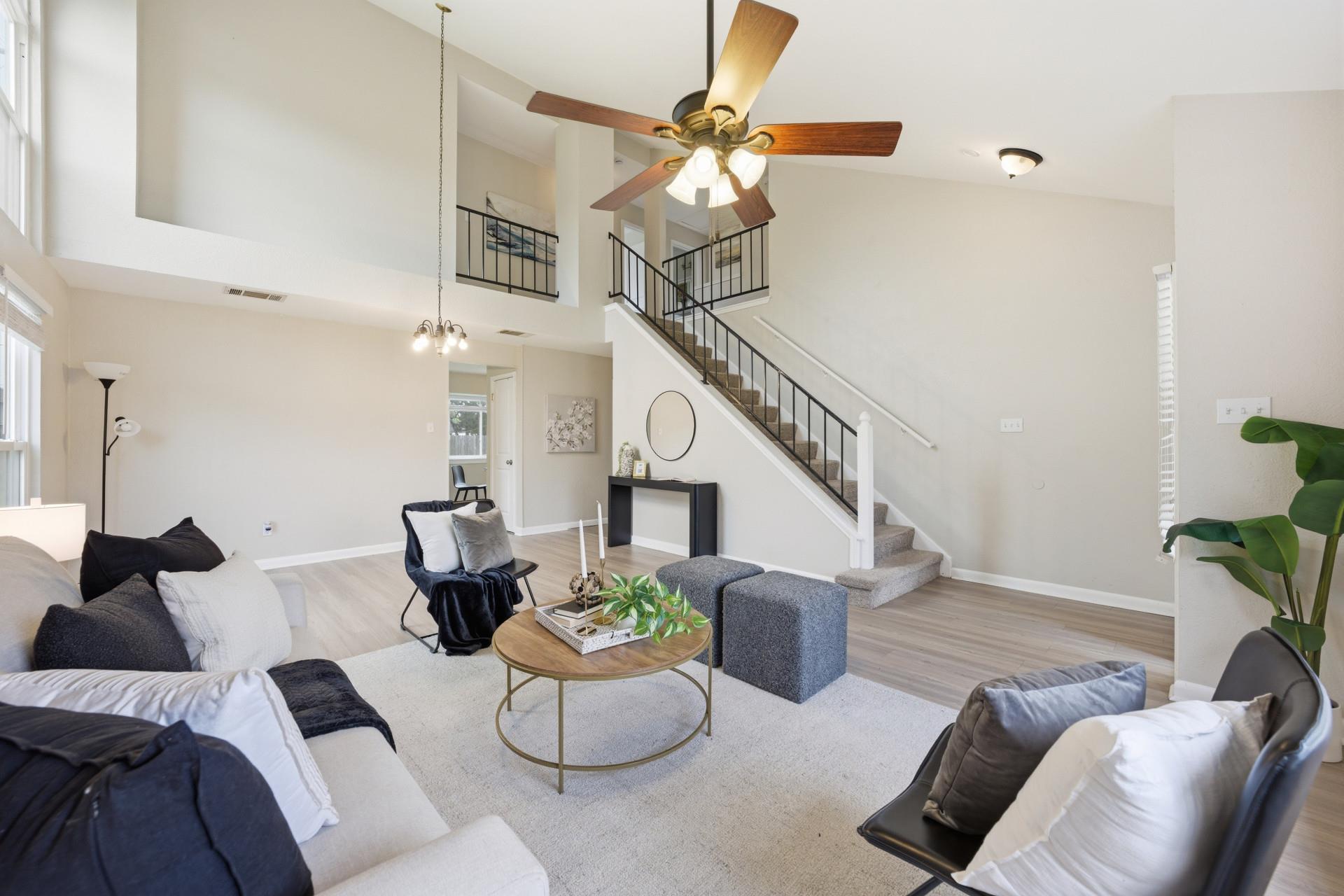 1701 Hunters Trl Property Photo 5