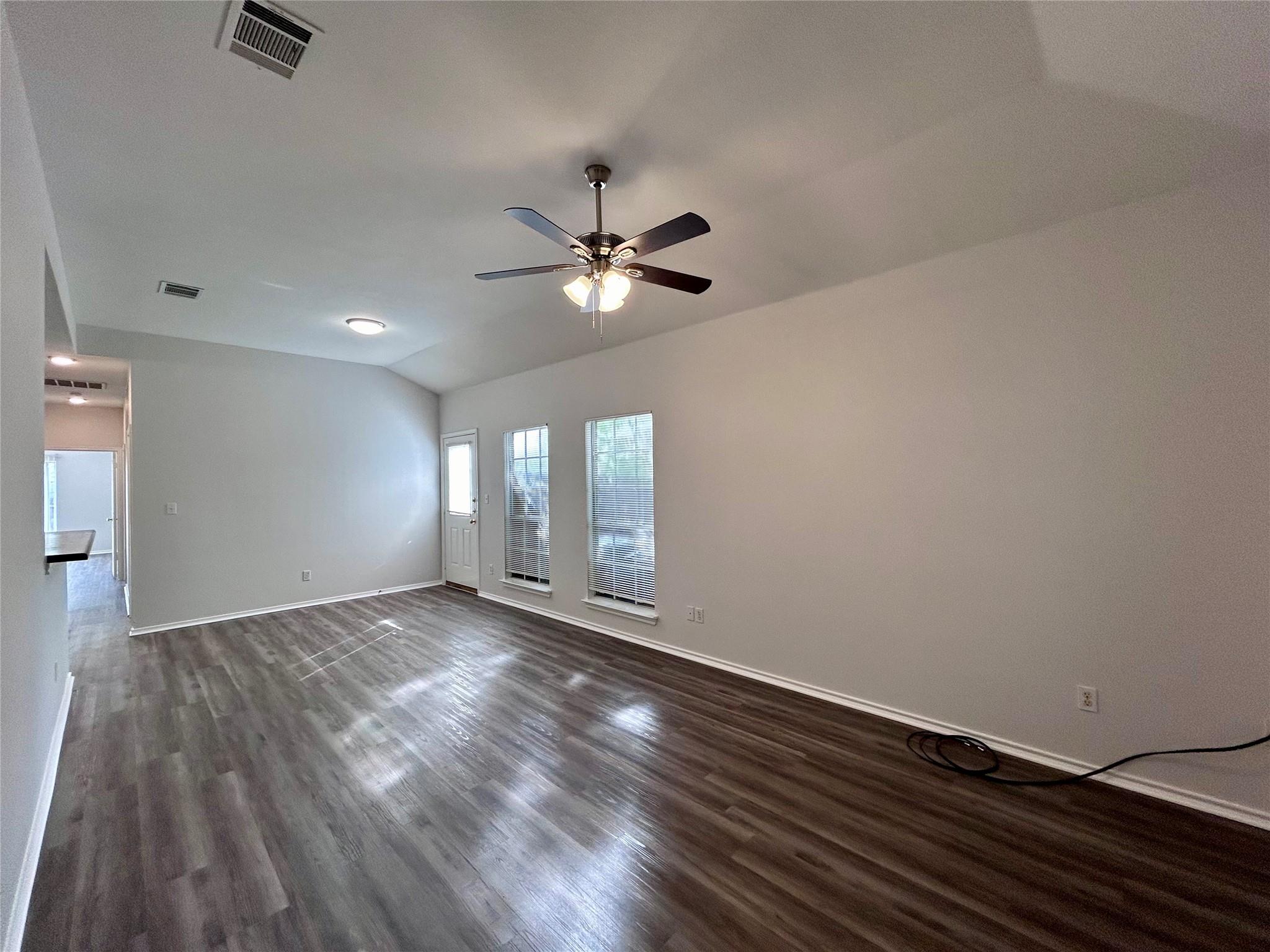 12305 Abney Dr Property Photo 3