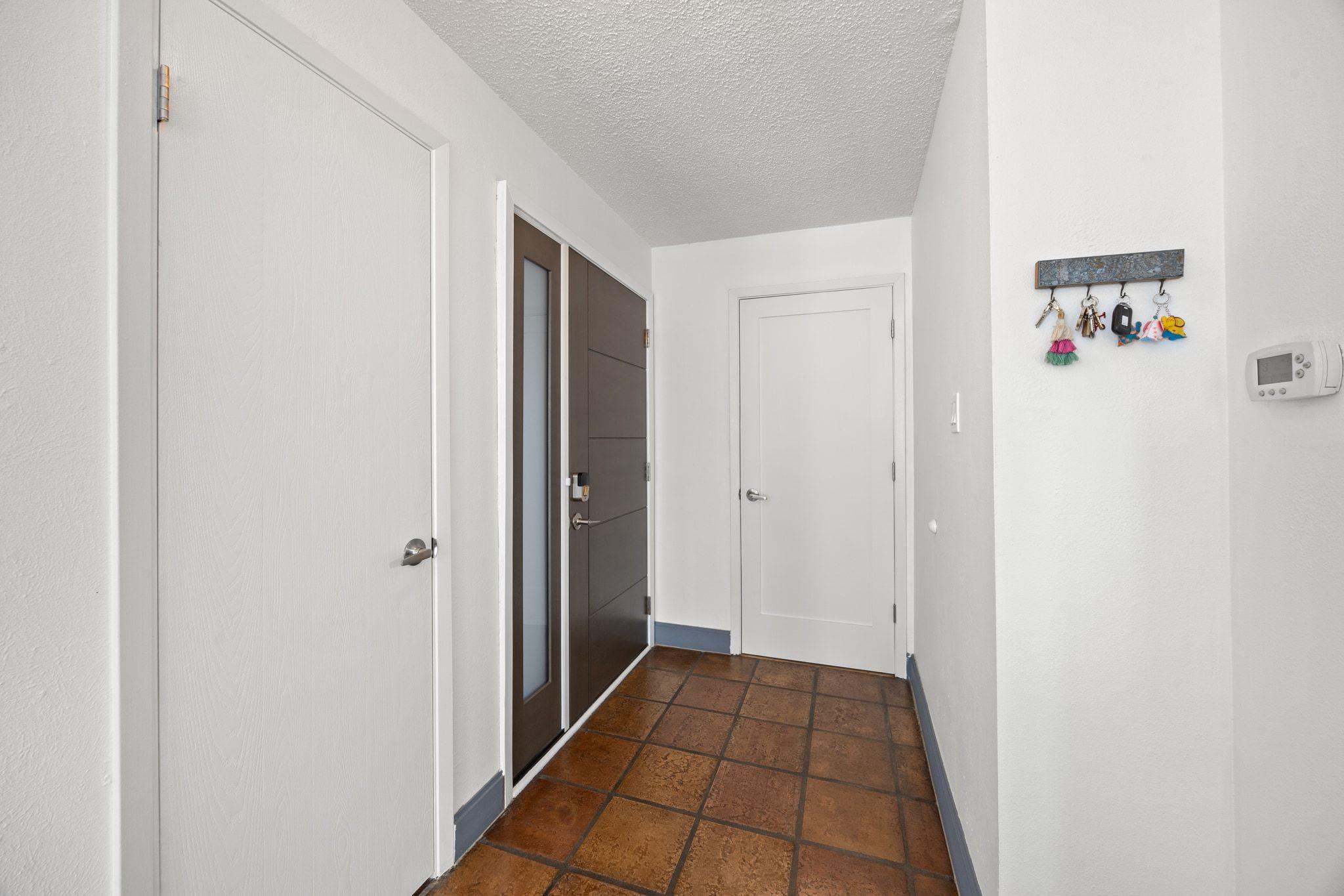 7256 Coronado Cir Property Photo 8