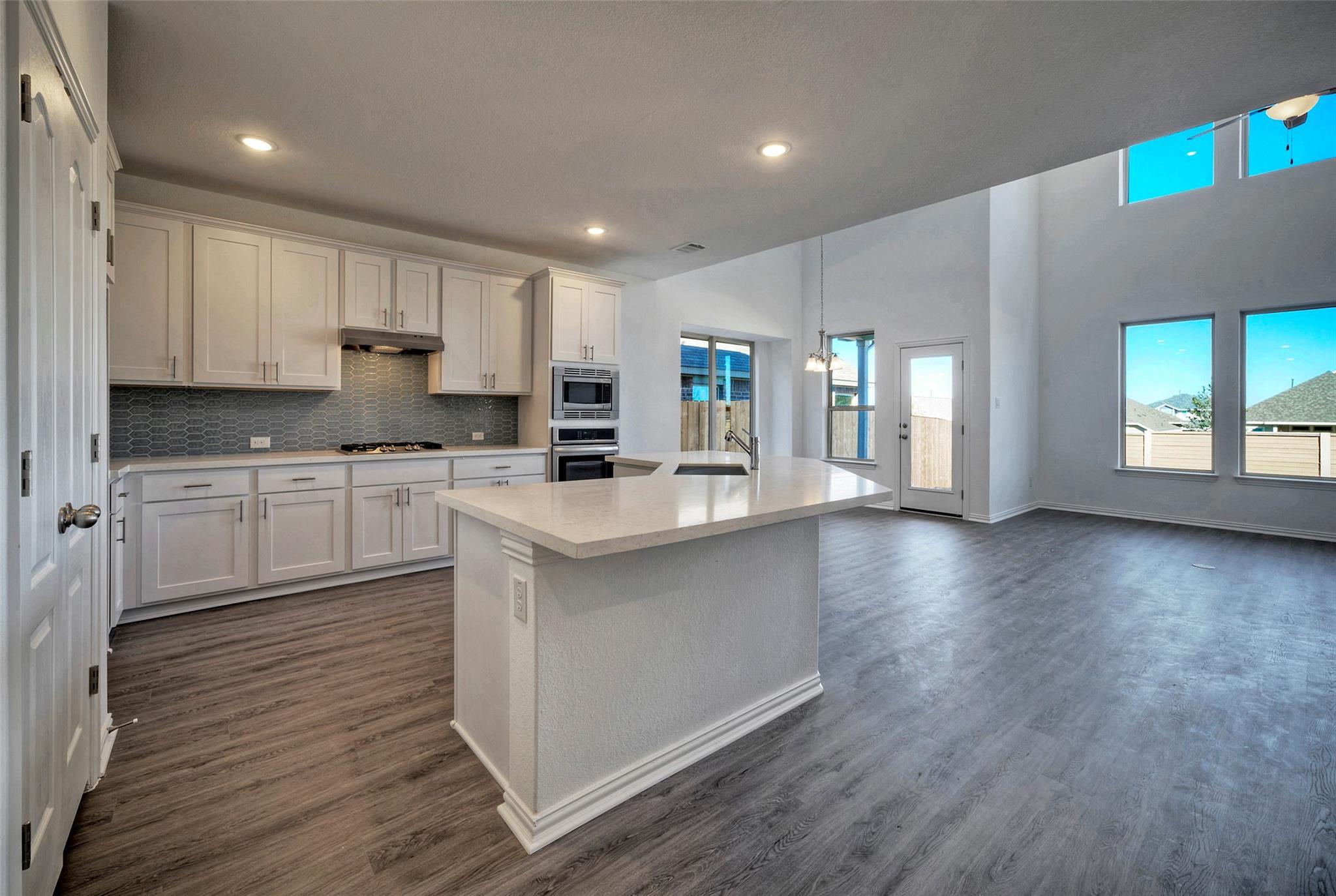 2428 Demorse None Property Photo 6