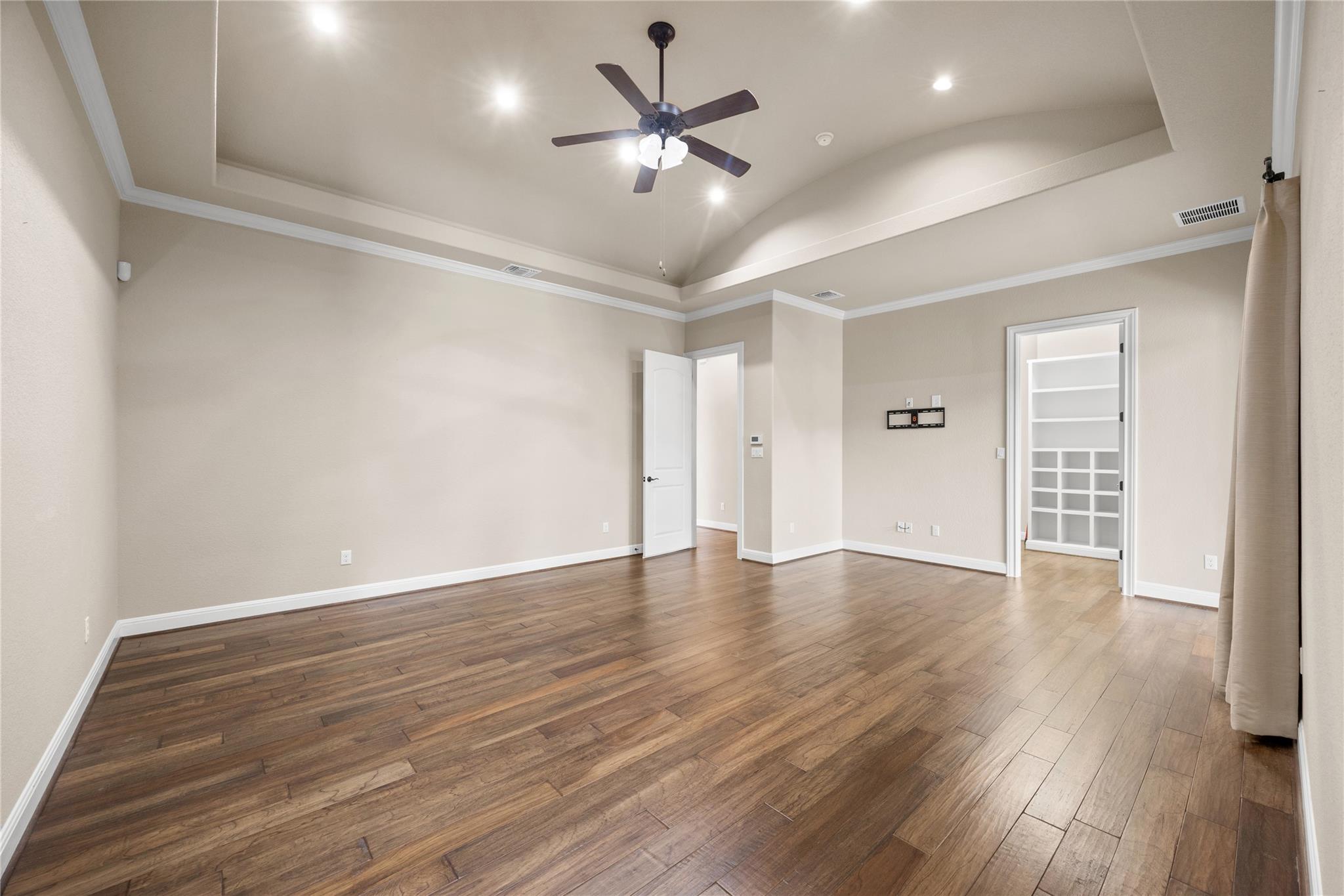 900 Hawthorne Loop Property Photo 21