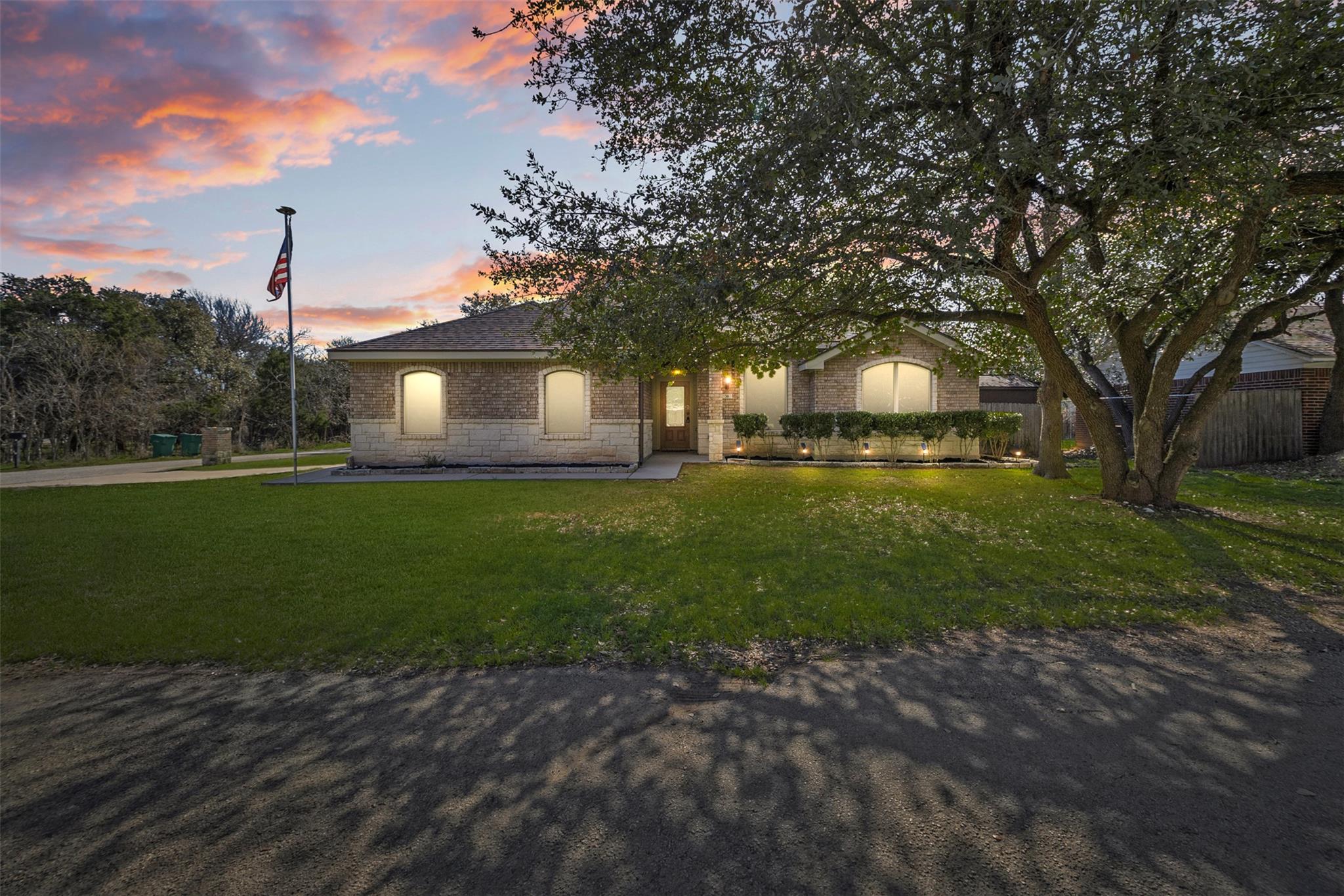 36 Golden Poppy Loop Property Photo
