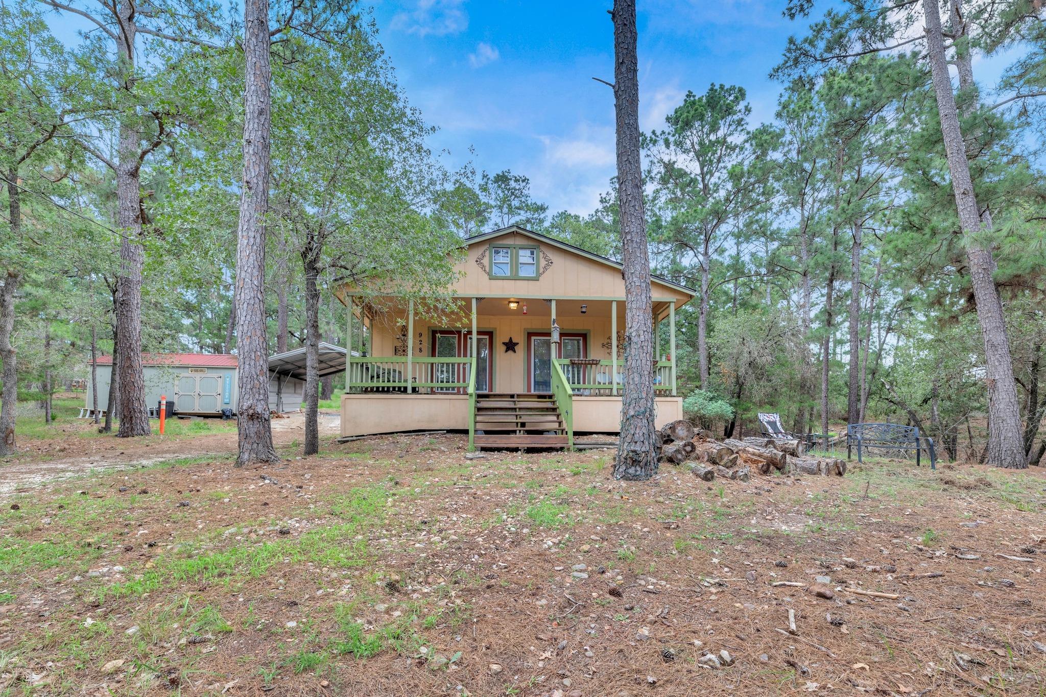 928 Moccasin Trl Property Photo 1
