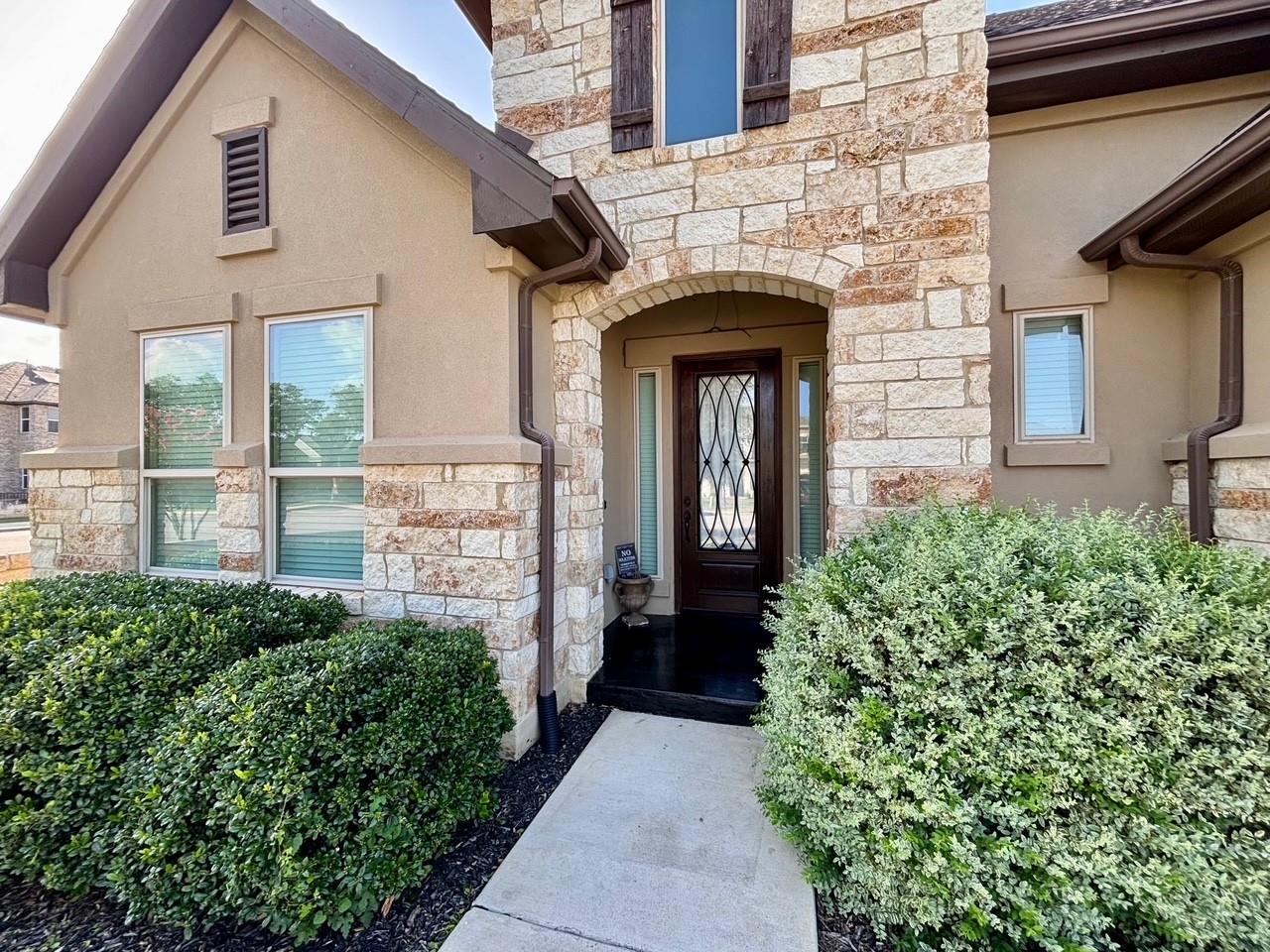 820 Desaix Dr Property Photo 1