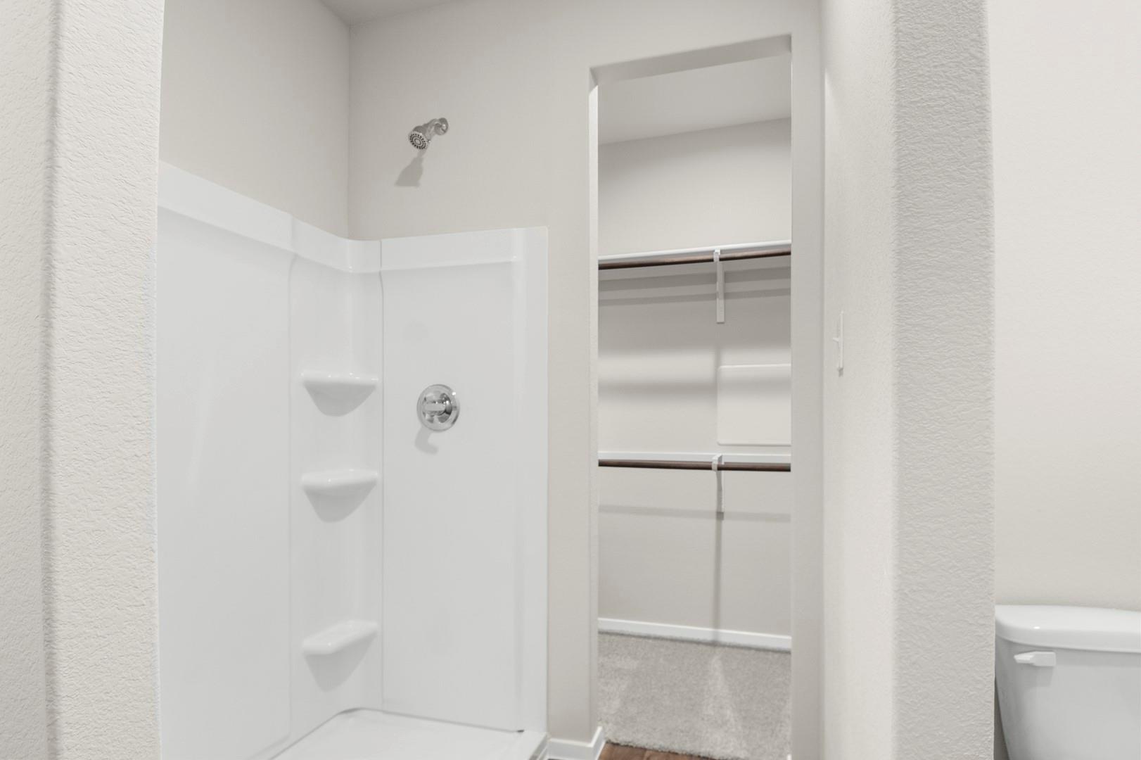 372 Jade St Property Photo 34
