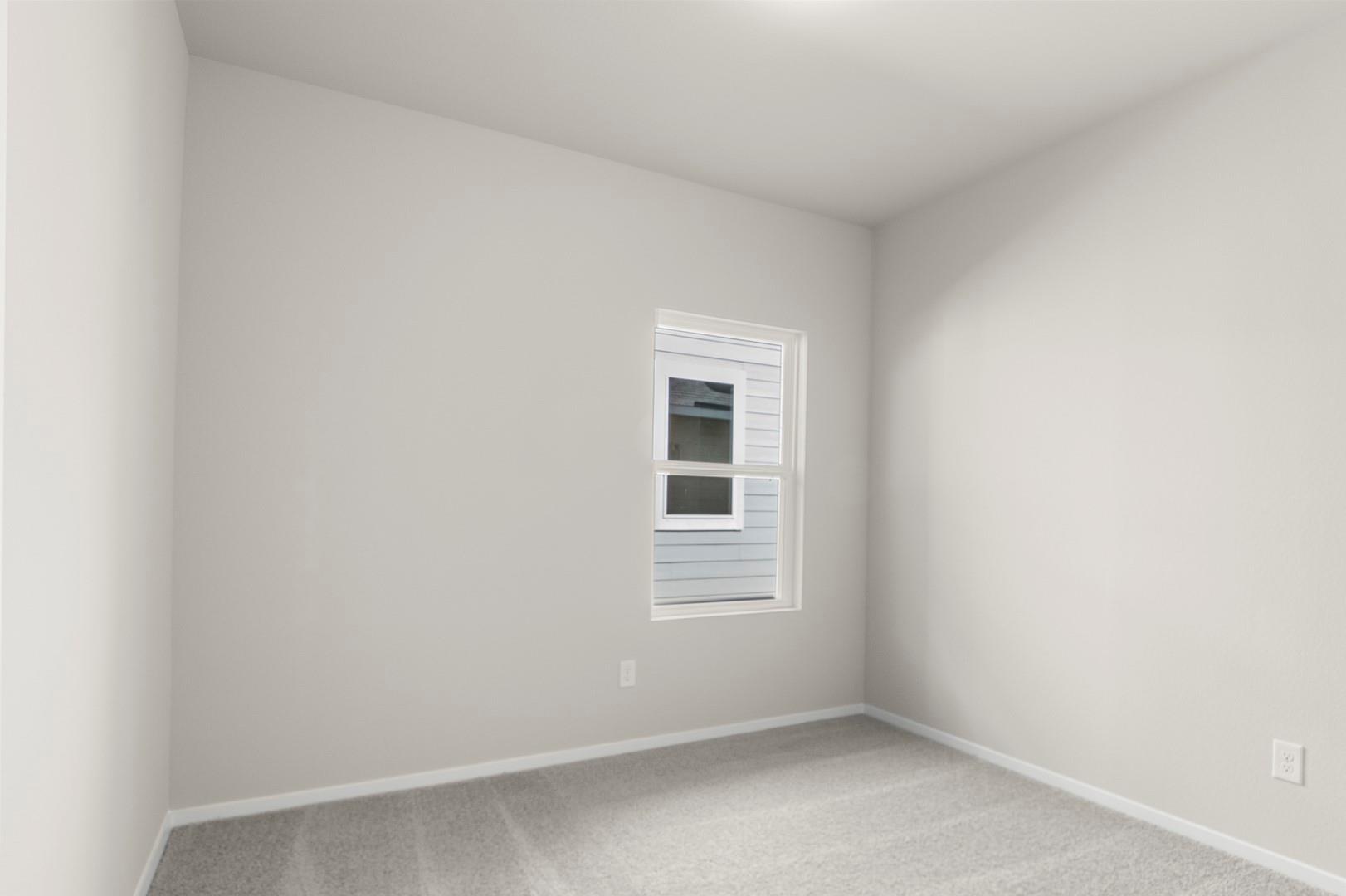 372 Jade St Property Photo 36