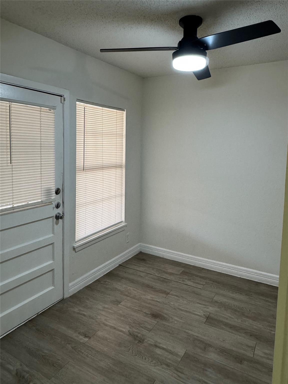 9505 N Creek Dr Property Photo 4