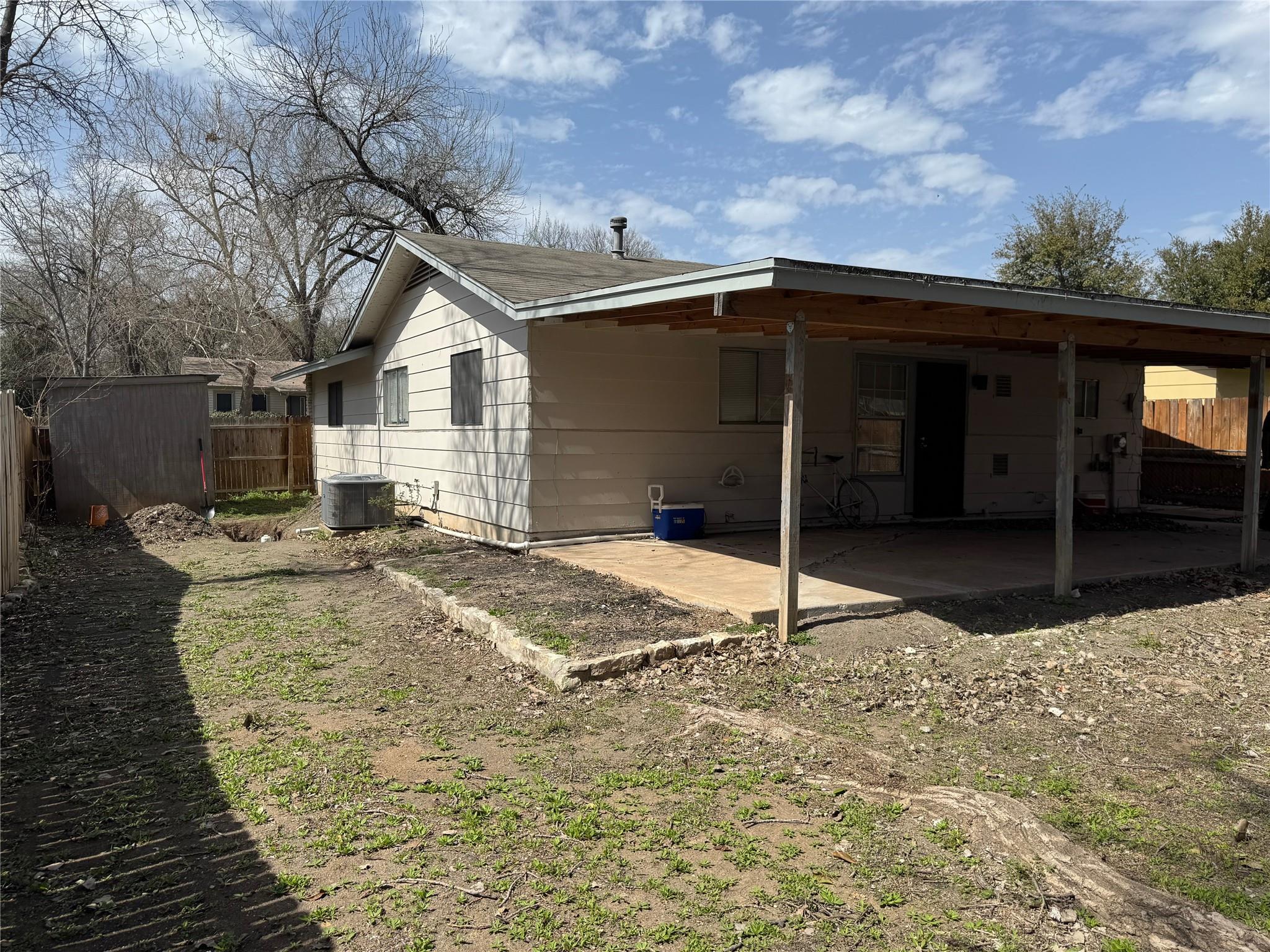 9505 N Creek Dr Property Photo 18