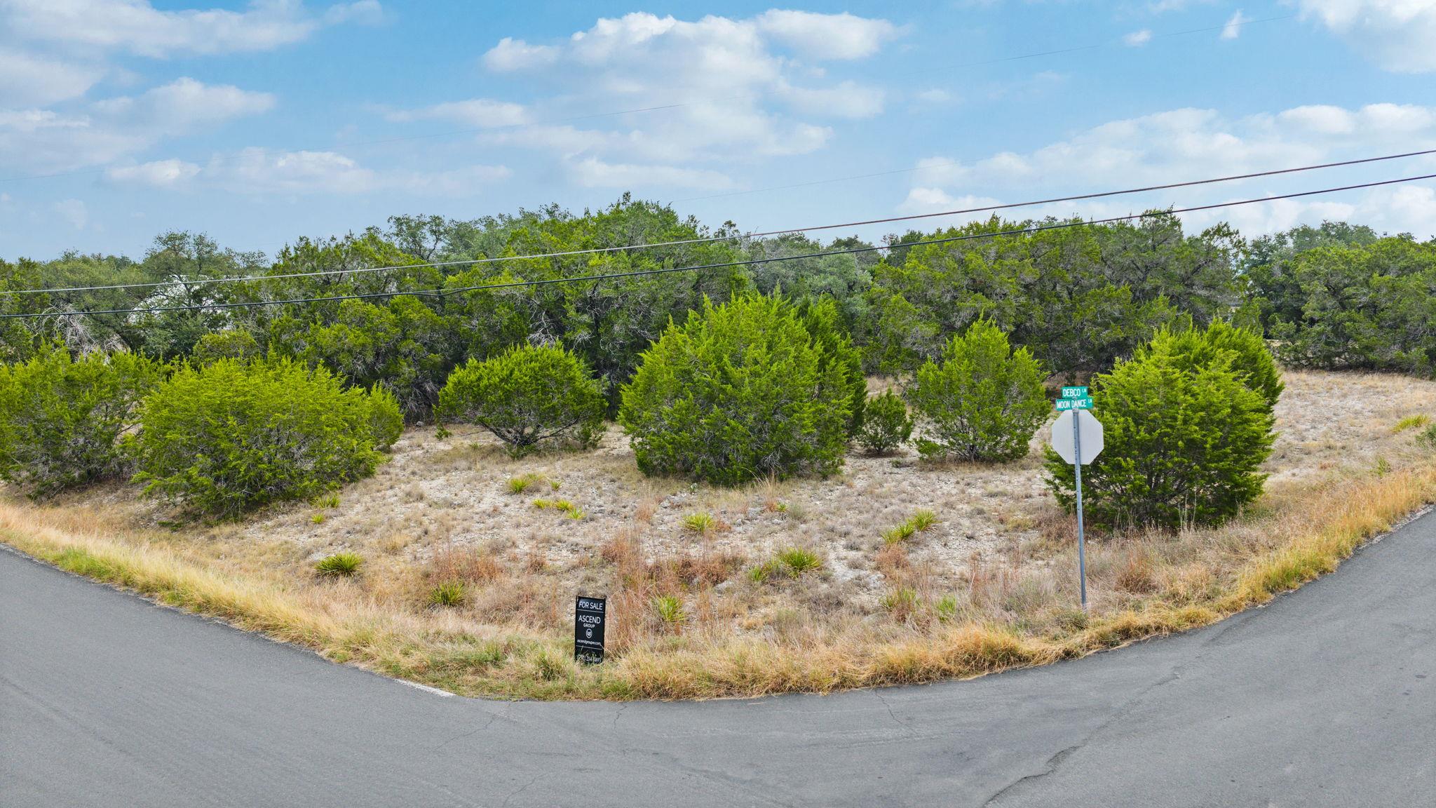 927 Debco Ln Property Photo 10