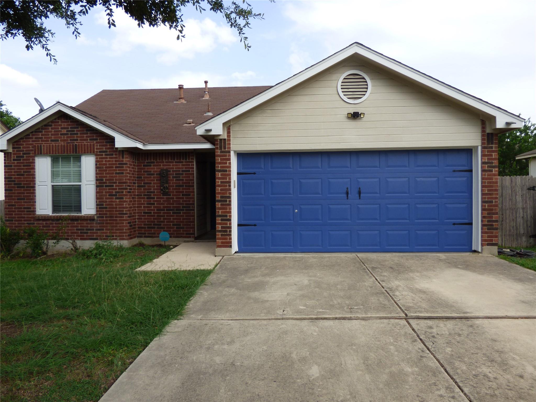 340 Spillway Dr Property Photo 1