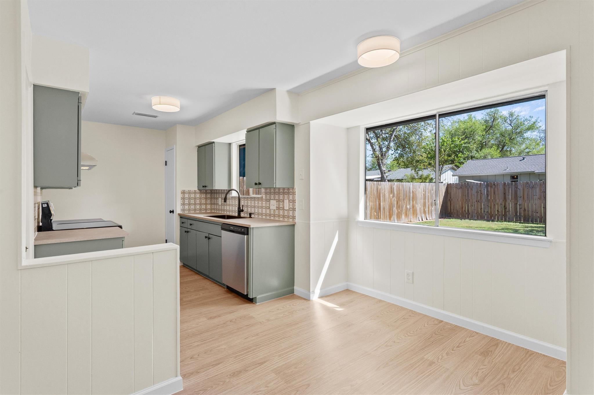 6611 Boleynwood Dr Property Photo 6