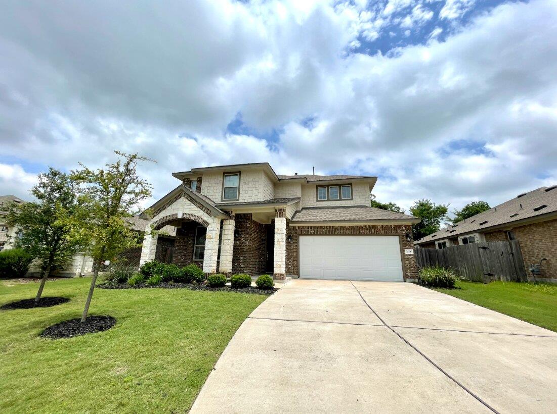 218 Summer Pointe Dr Property Photo 1