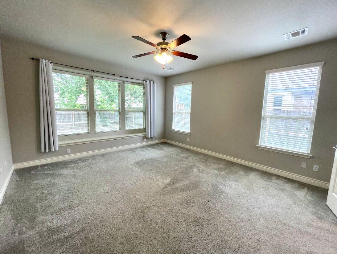 218 Summer Pointe Dr Property Photo 16