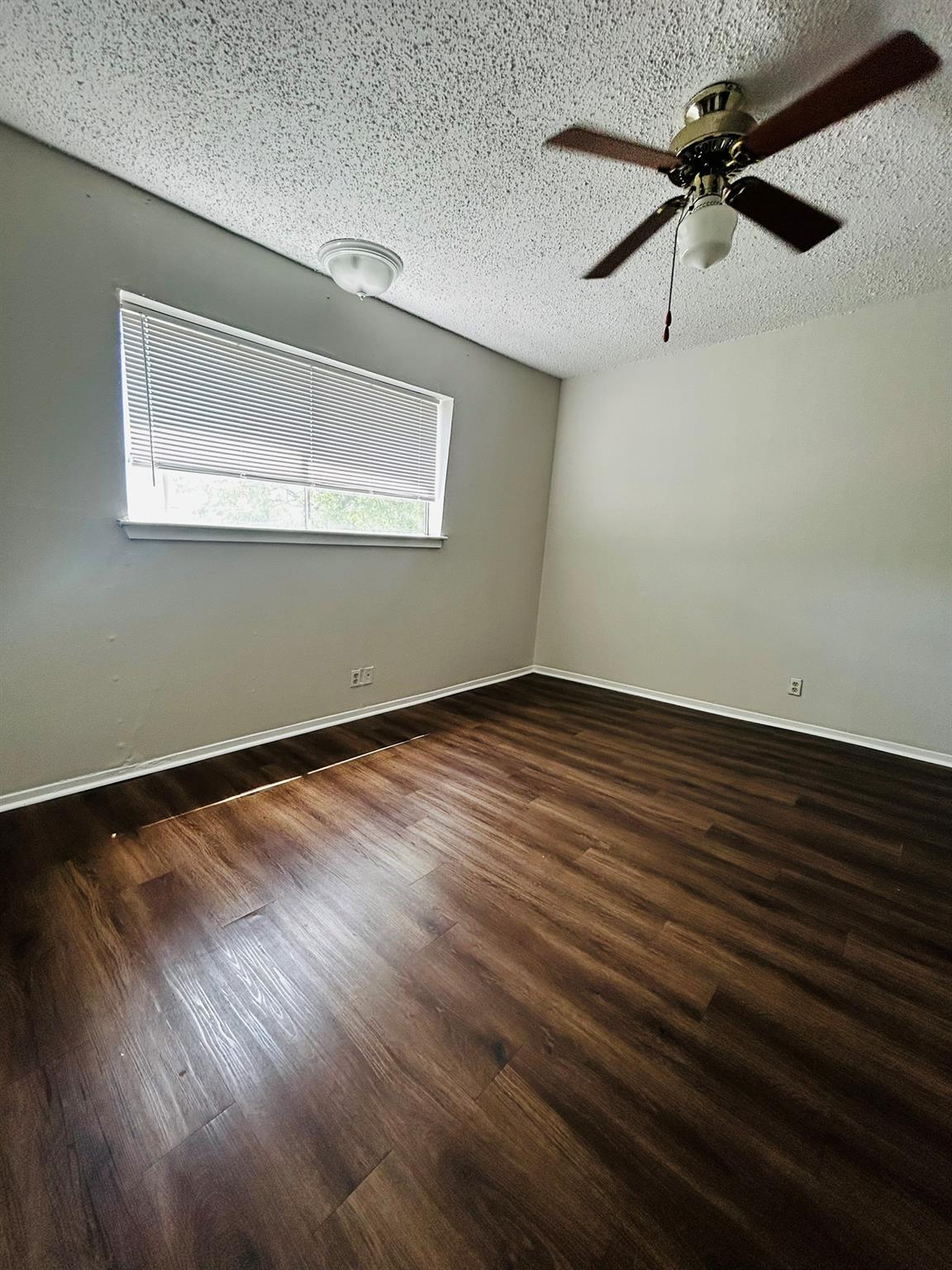 311 E 31st St #306 Property Photo 19