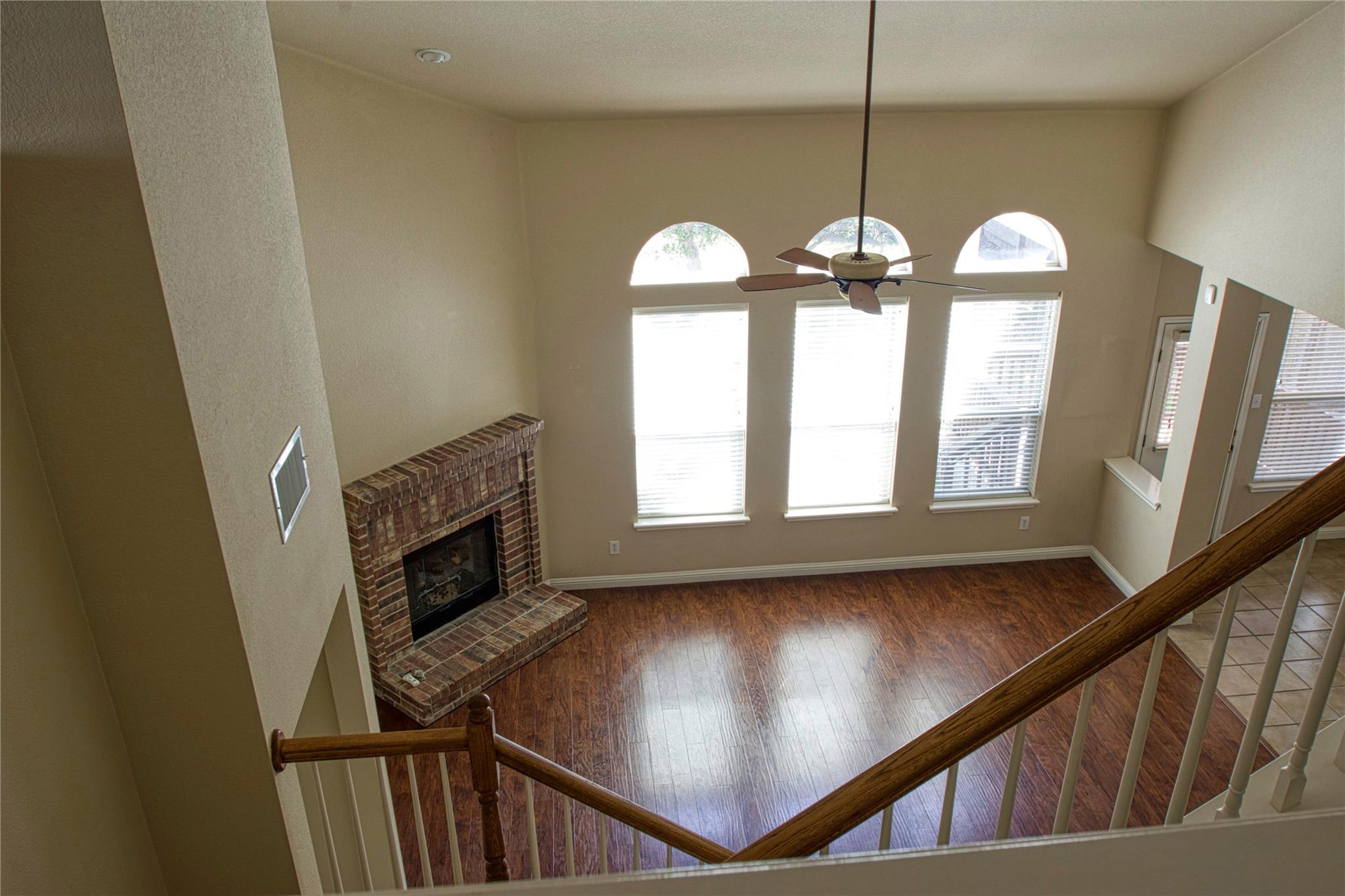 2412 Silver Spur Ln Property Photo 12