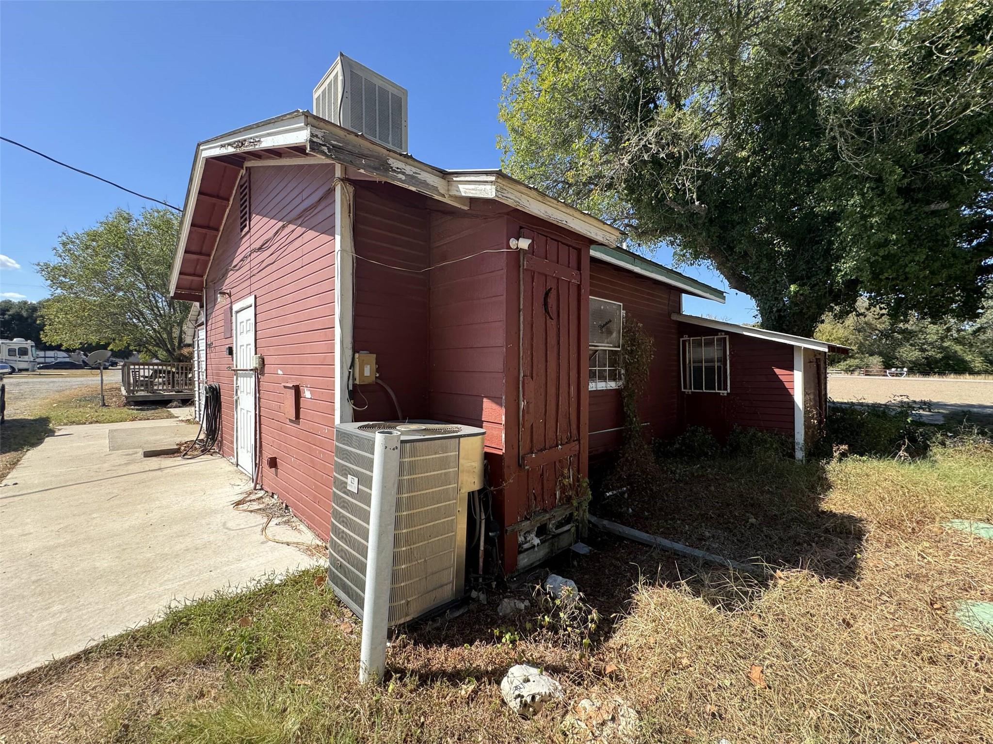 3277 W Highway 21 Hwy Property Photo 13