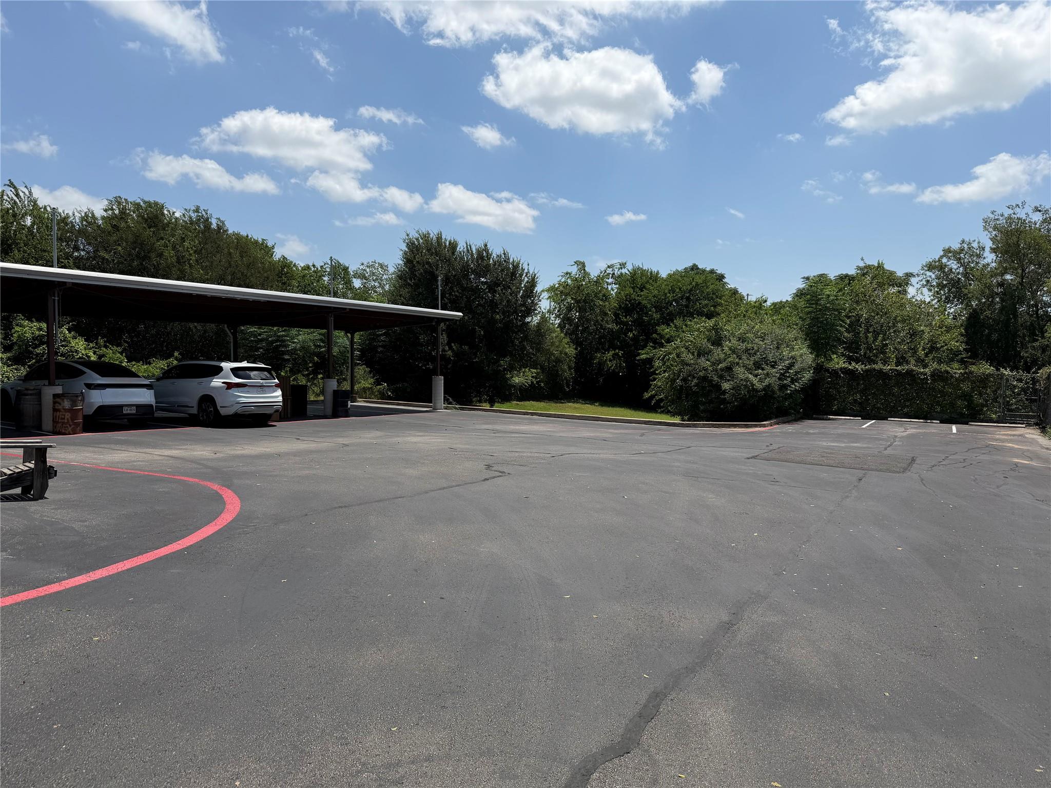4825 Weidemar Ln #600 Property Photo 3
