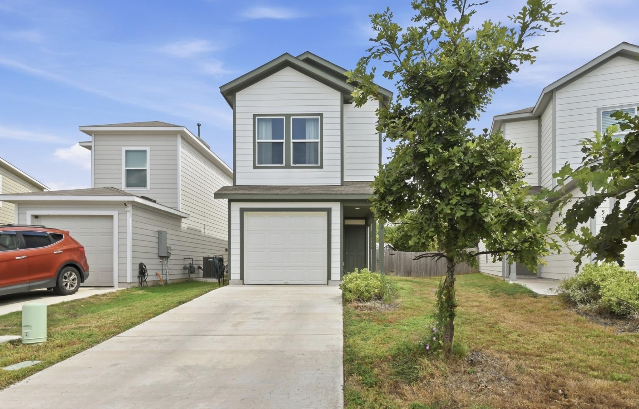 52 Trinity Cir Property Photo 3
