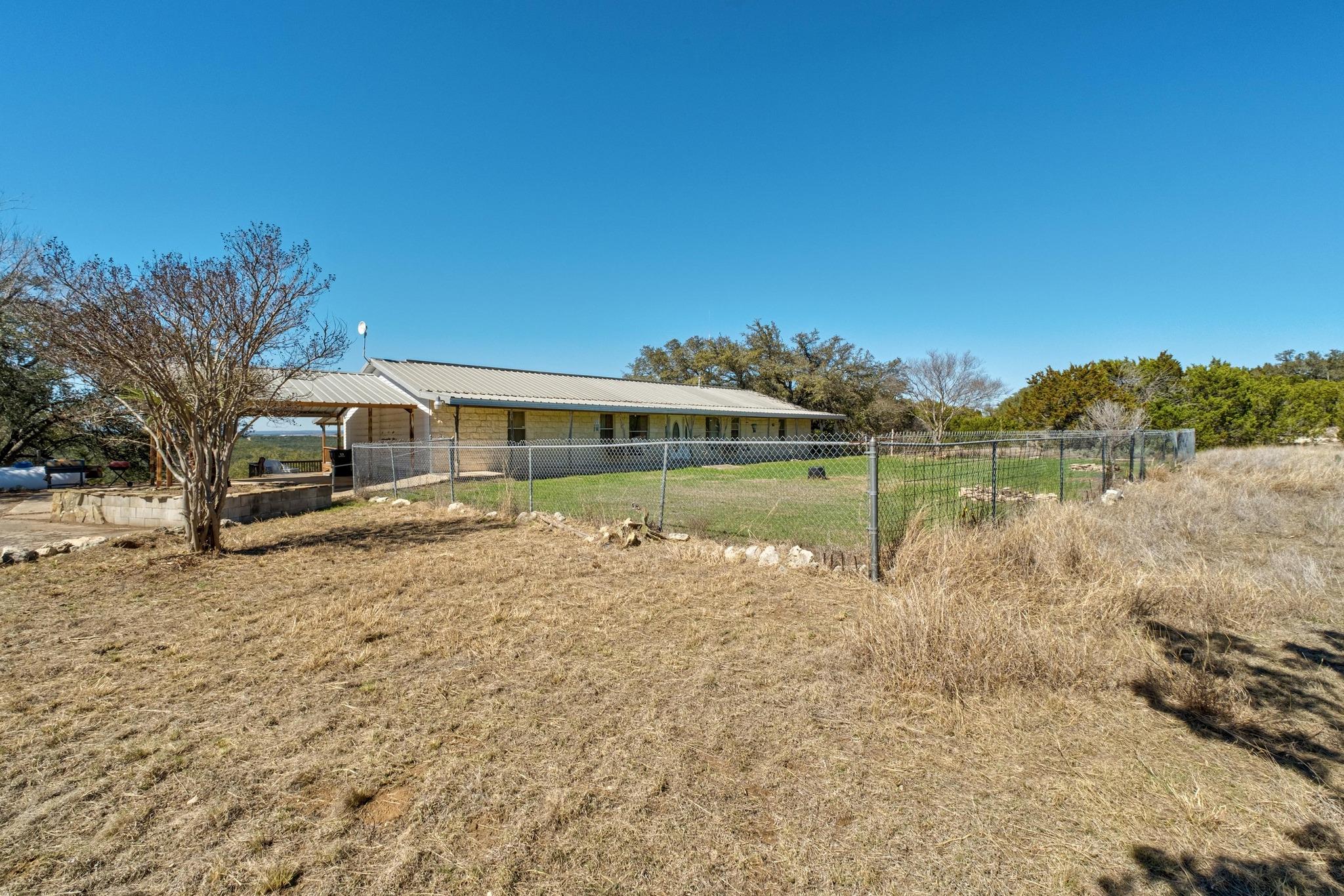 1802 Overland Stage Rd Property Photo 5