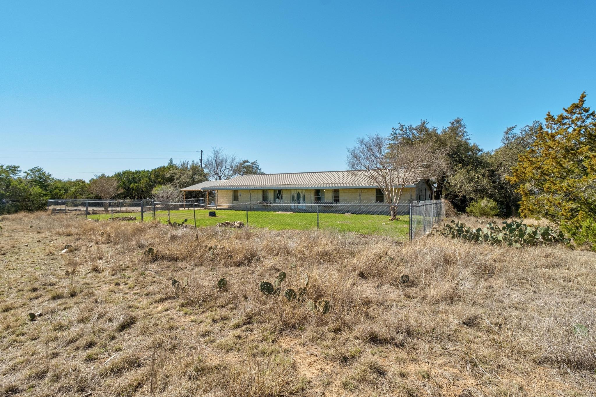 1802 Overland Stage Rd Property Photo 7