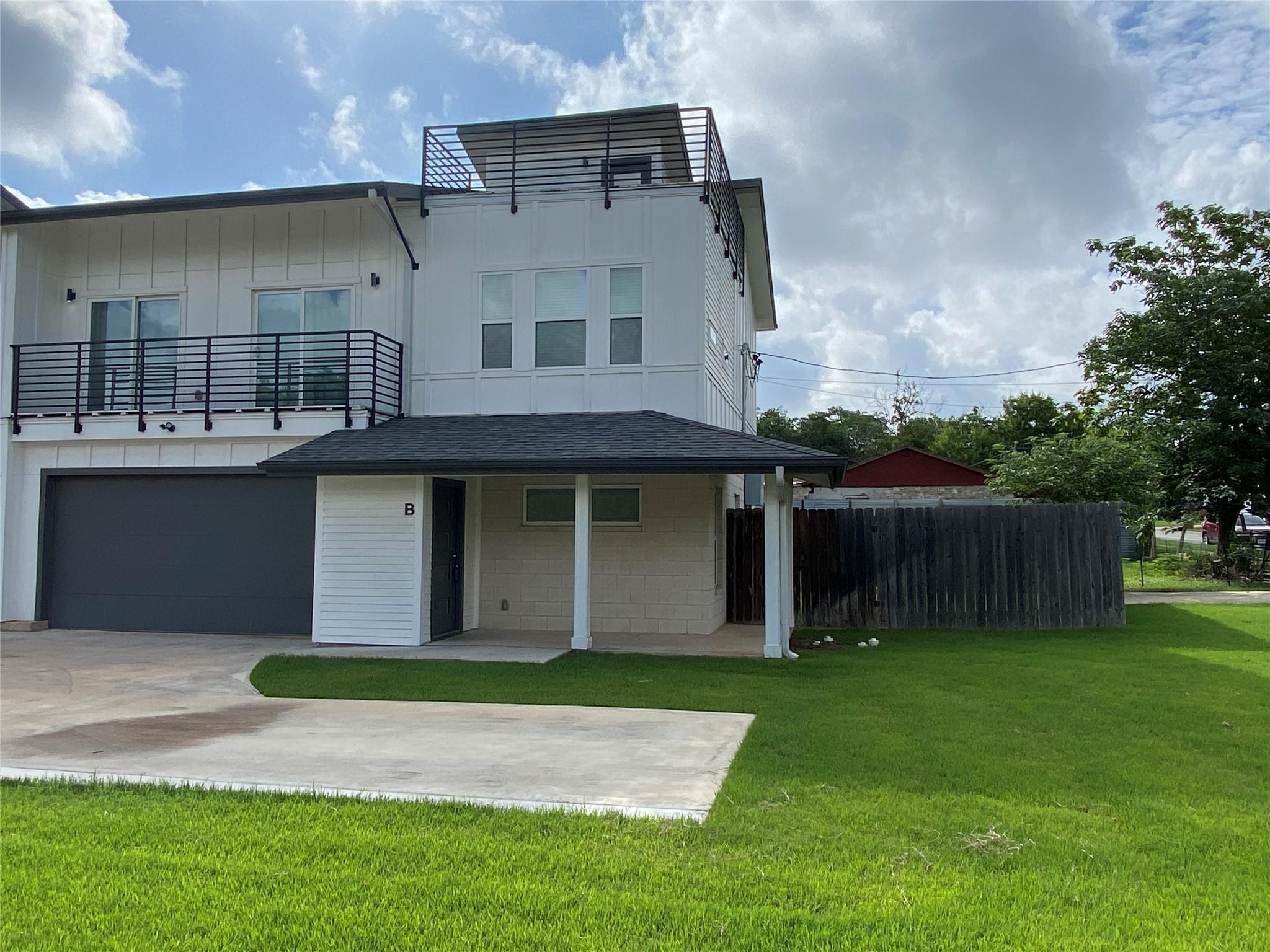 7907 Brodie Ln #b Property Photo 1