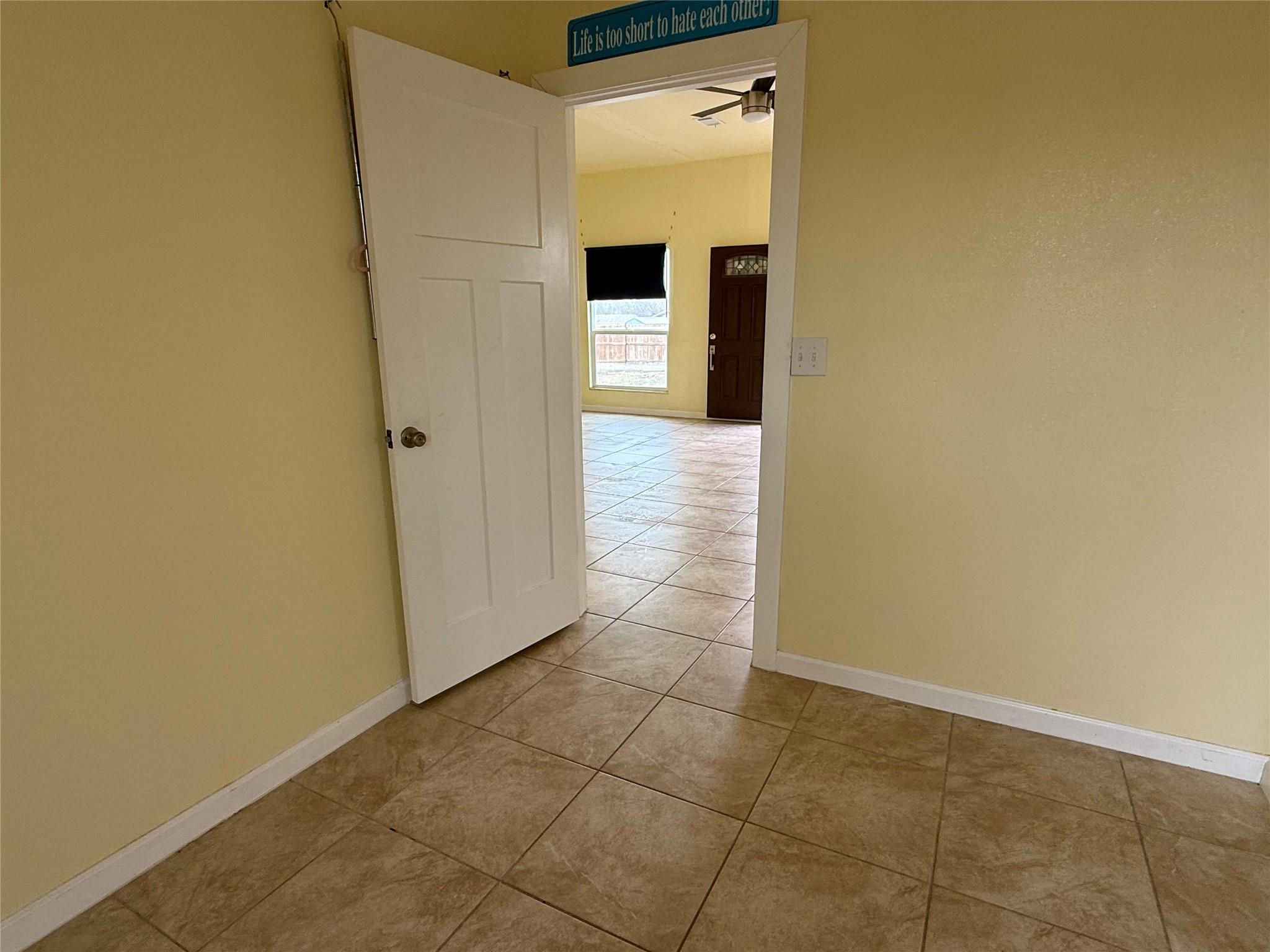109 Cross Meadow Cv Property Photo 9