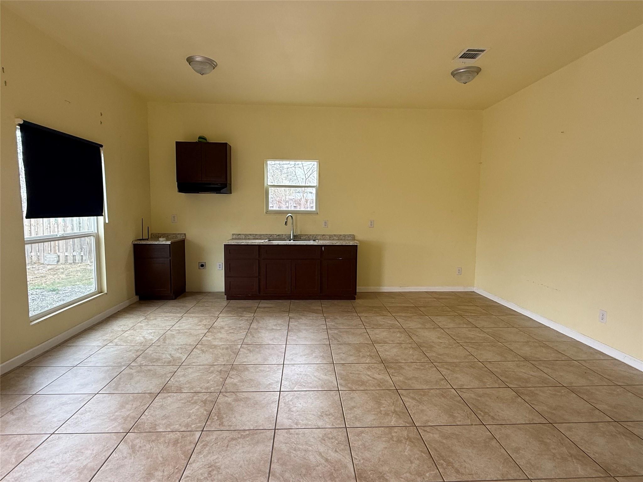 109 Cross Meadow Cv Property Photo 12