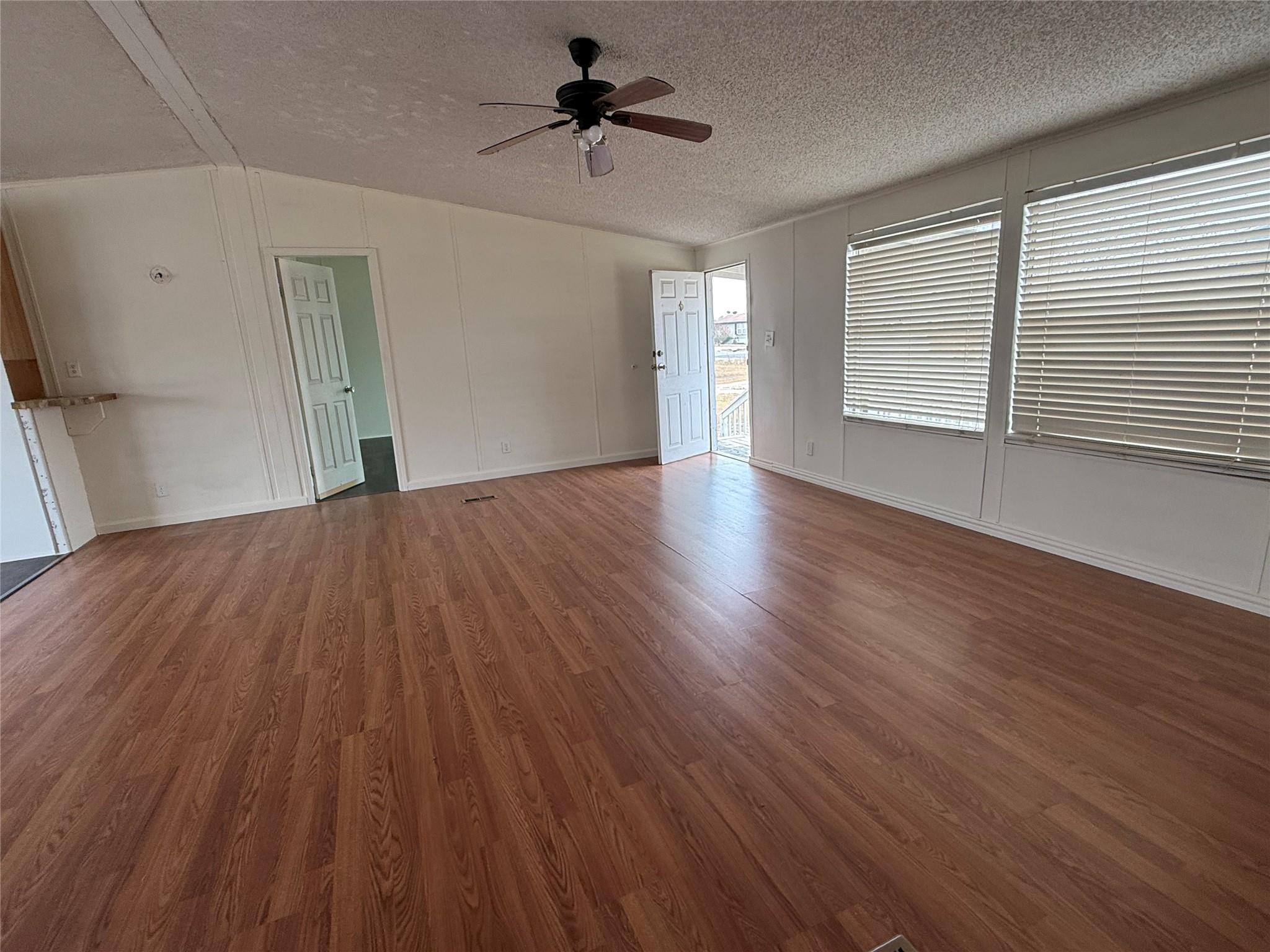 109 Cross Meadow Cv Property Photo 13