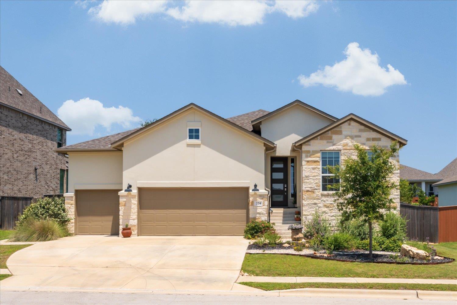 224 Majestic Sage Trl Property Photo 5