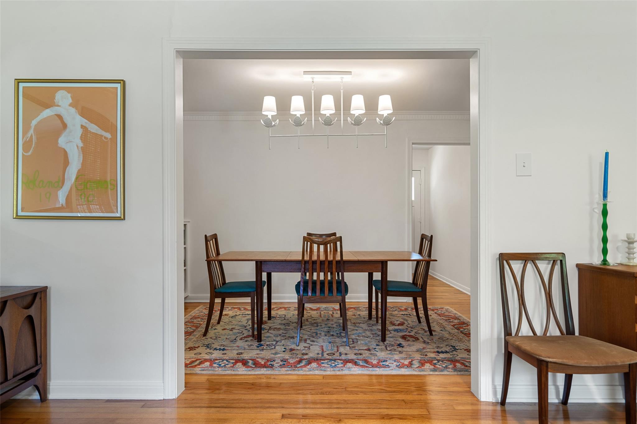 2810 Windsor Rd Property Photo 4
