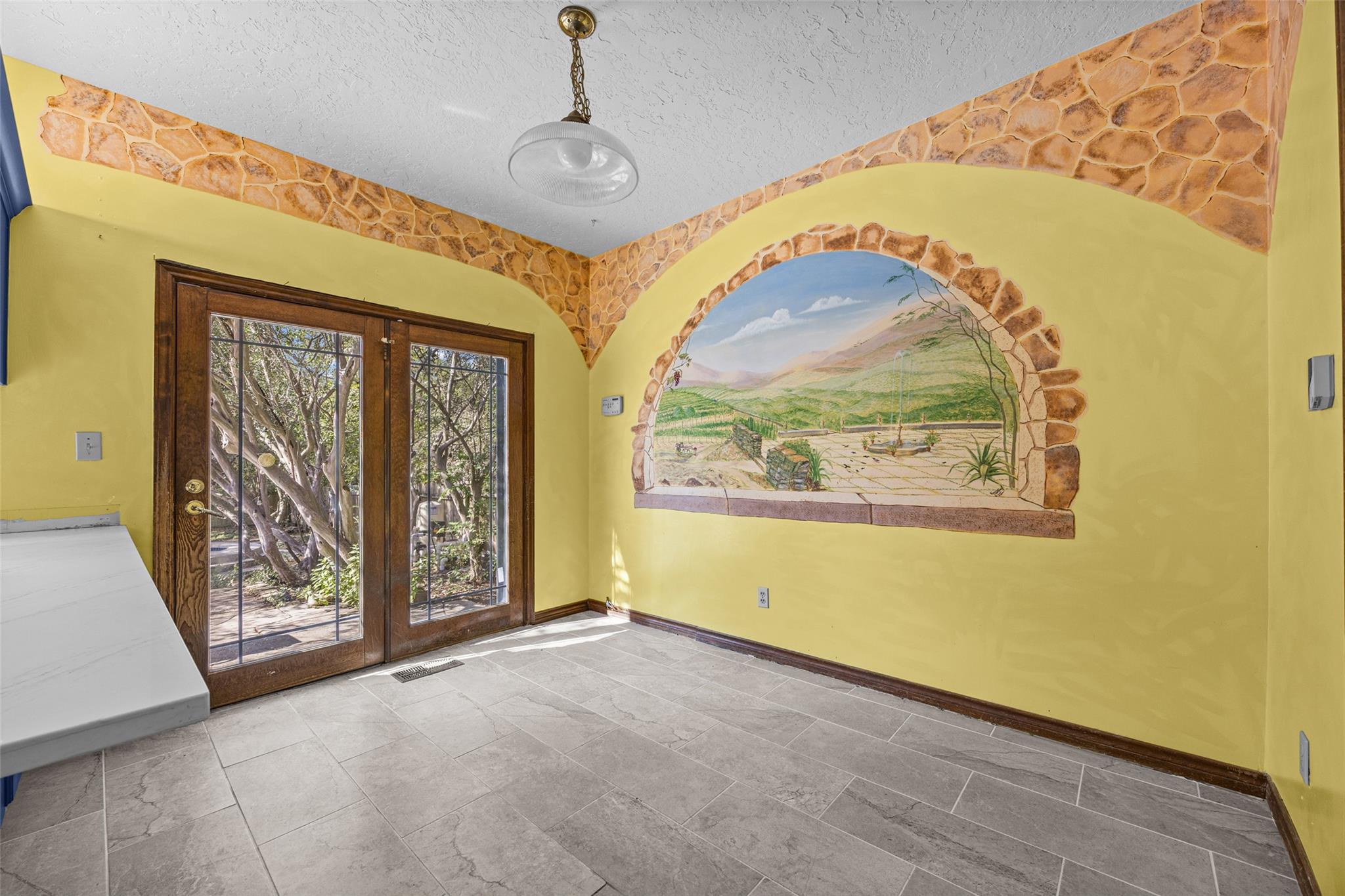 3501 Black Mesa Holw Property Photo 13
