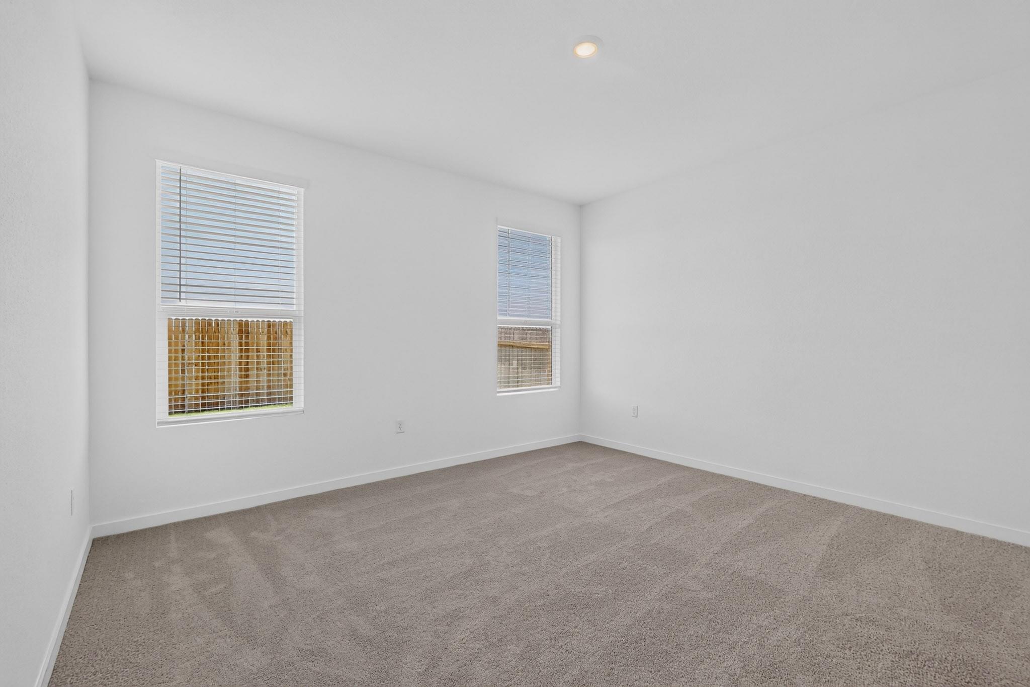 122 Brabham Loop Property Photo 8