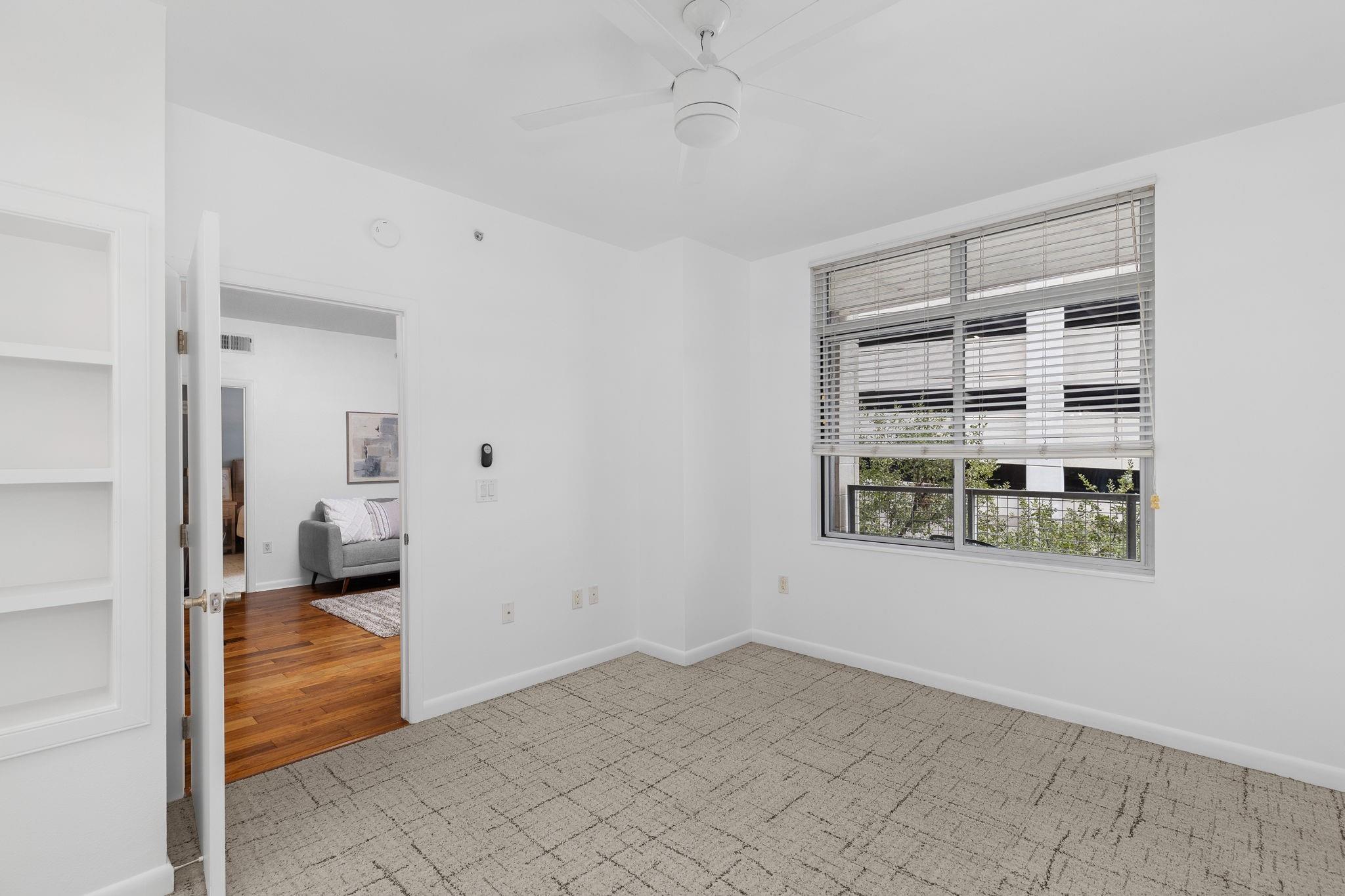 54 Rainey St 409 Property Photo 23