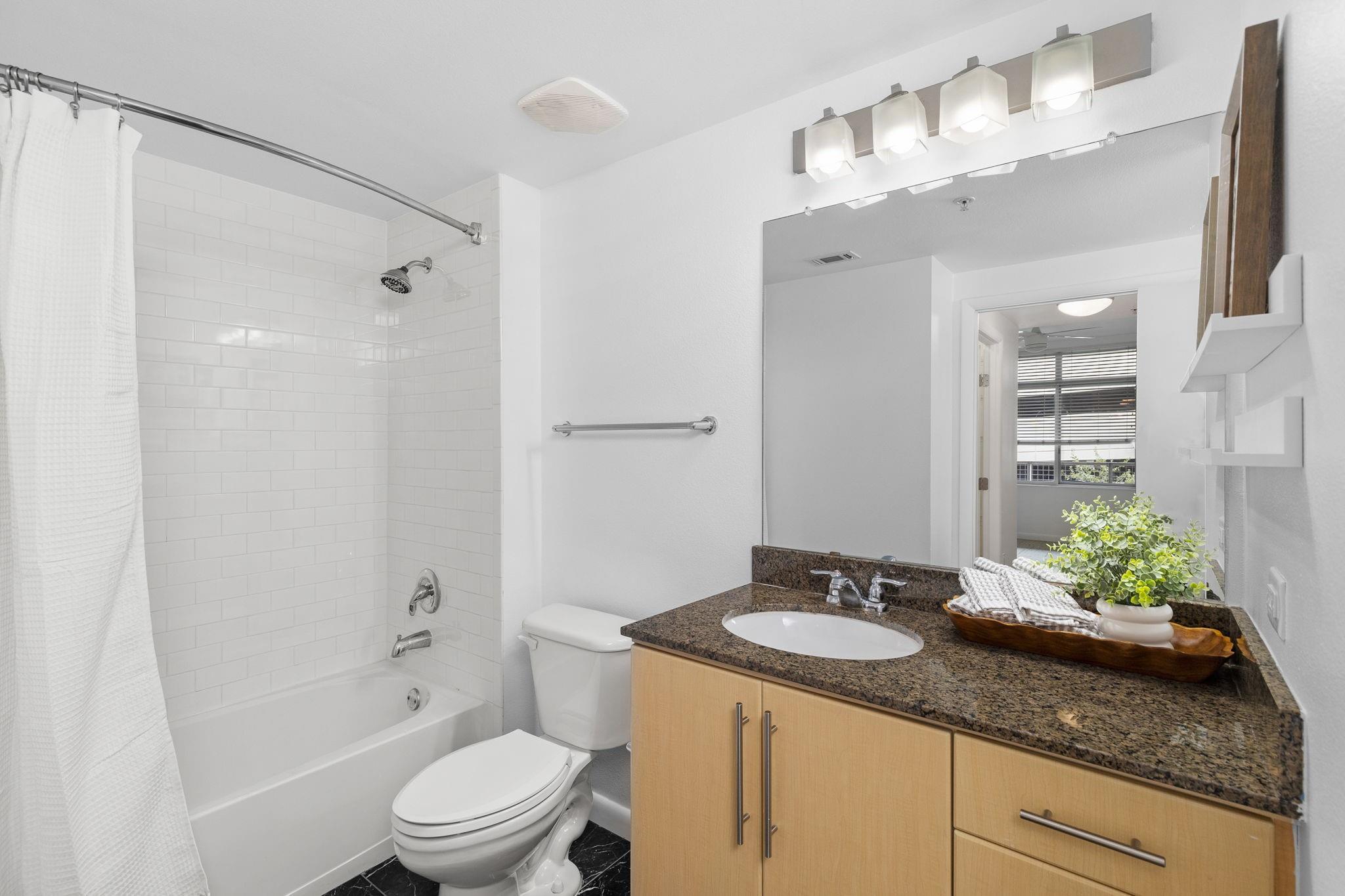 54 Rainey St 409 Property Photo 27
