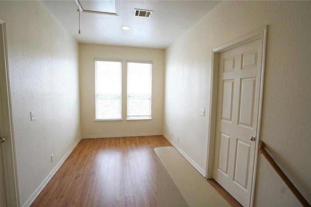 712 Franklin Blvd #c Property Photo 5