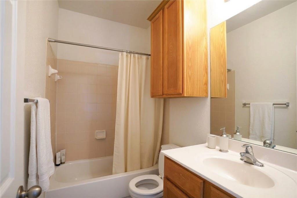 712 Franklin Blvd #c Property Photo 8
