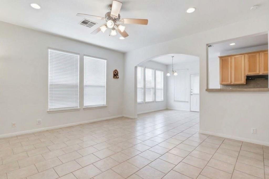 712 Franklin Blvd #c Property Photo 13