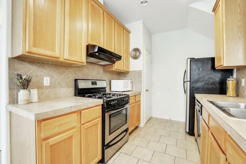 712 Franklin Blvd #c Property Photo 15