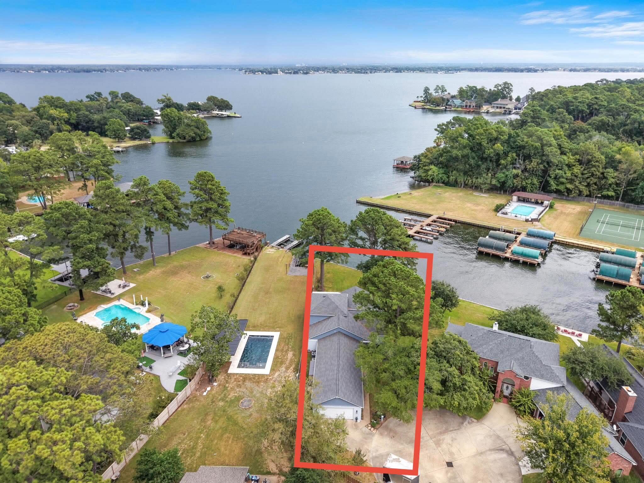 201 Lake Walden Cv Property Photo 1