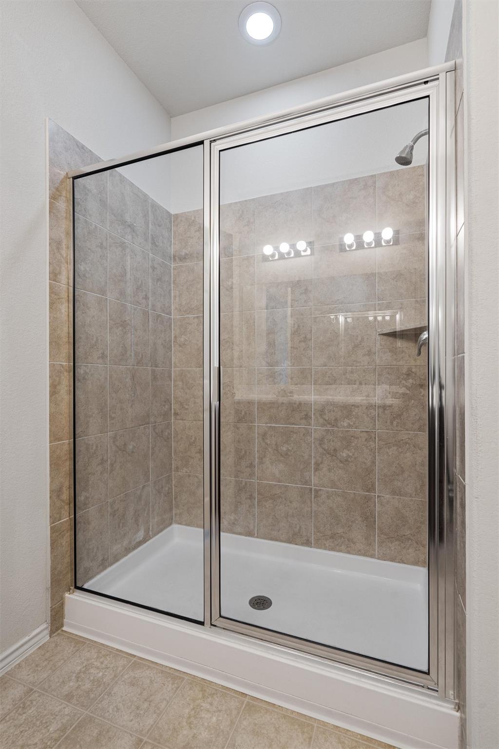 146 Russet Trl Property Photo 18