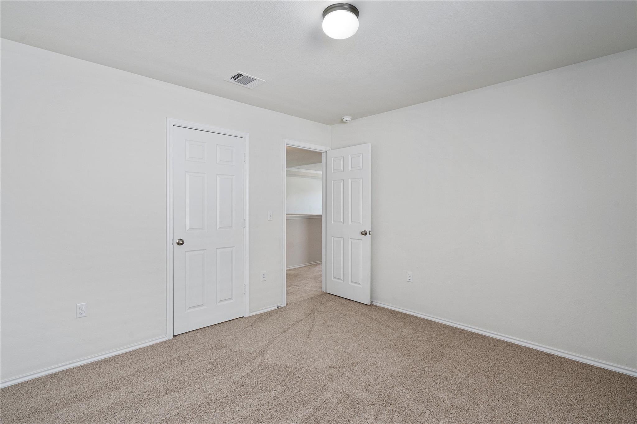 146 Russet Trl Property Photo 24