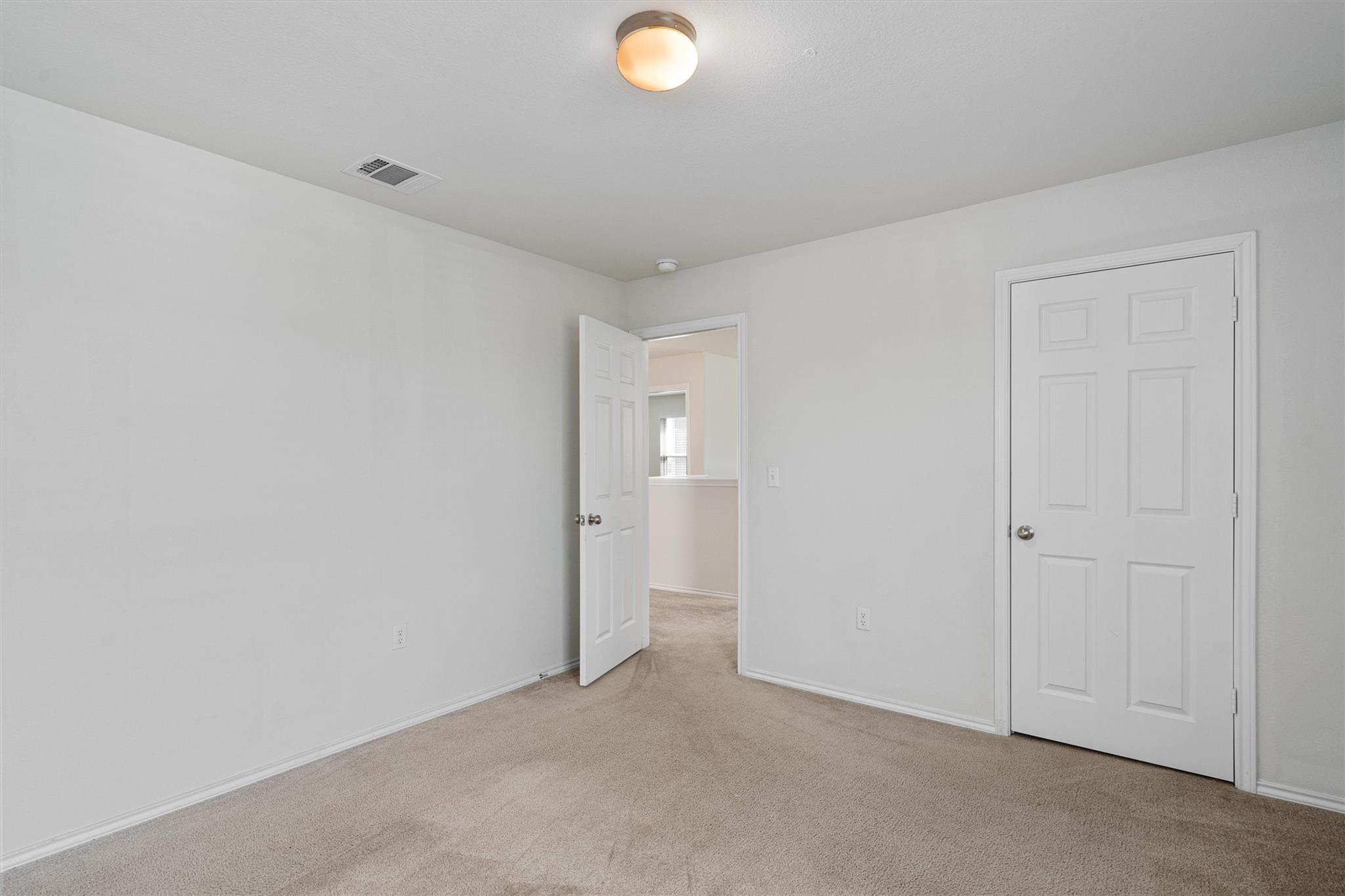 146 Russet Trl Property Photo 25