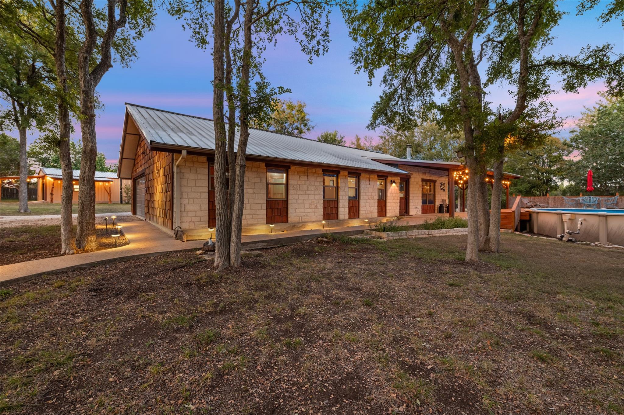507 County Road 200d Property Photo 4